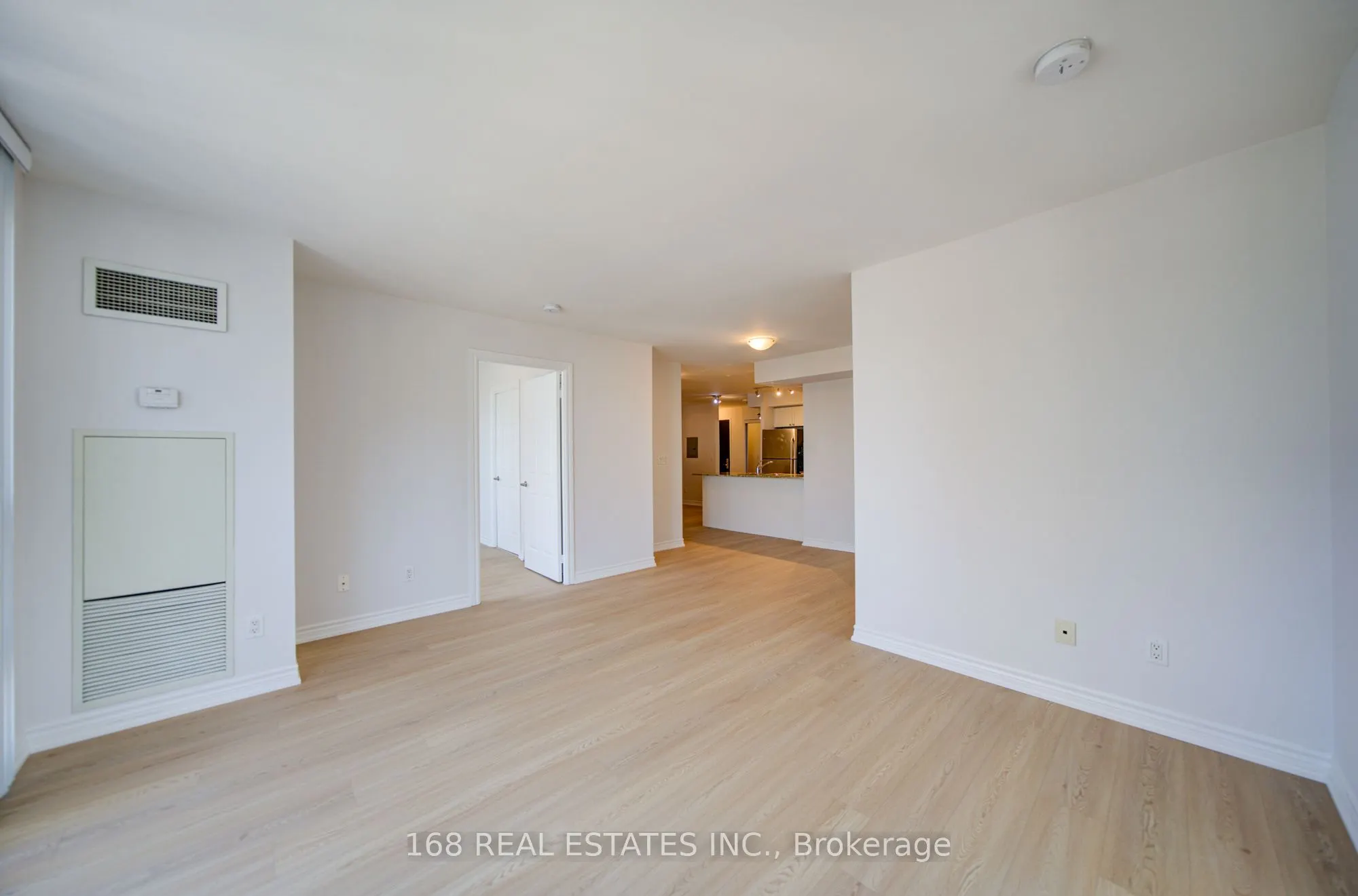 761 Bay Street #2809