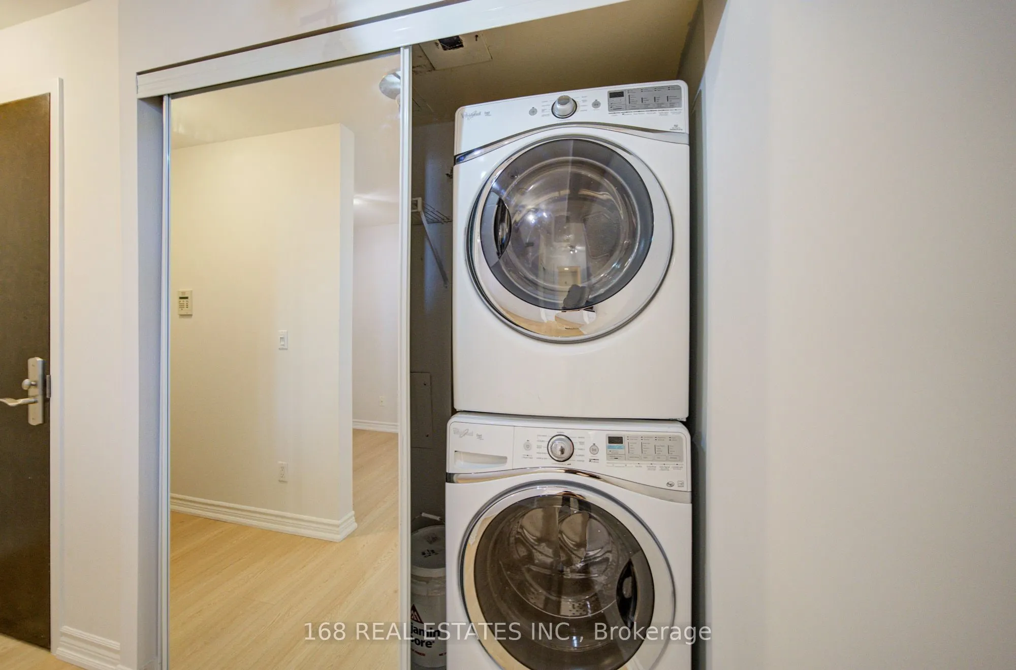 761 Bay Street #2809