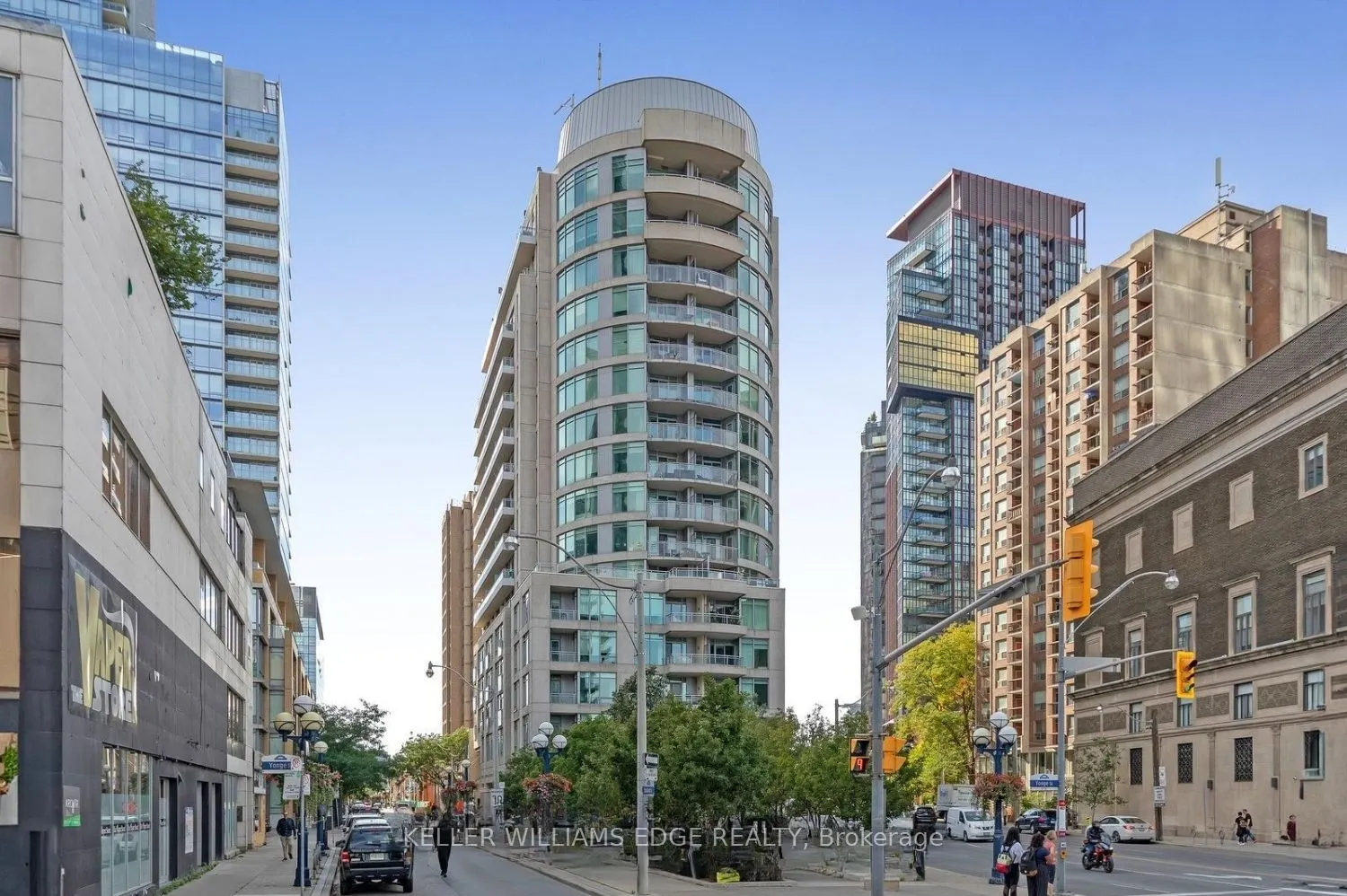 8 Scollard Street #1408