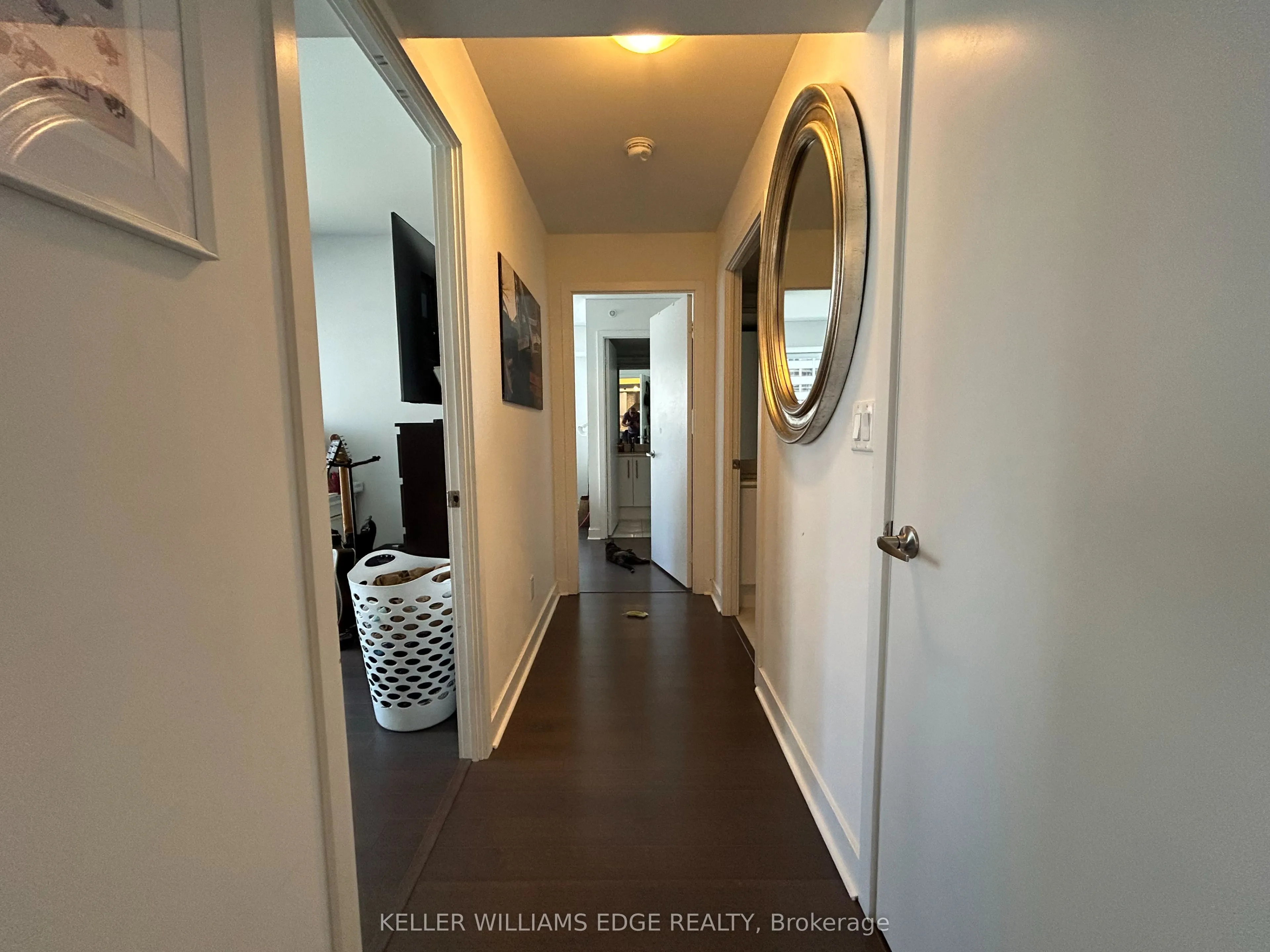 58 Orchard View Boulevard #707