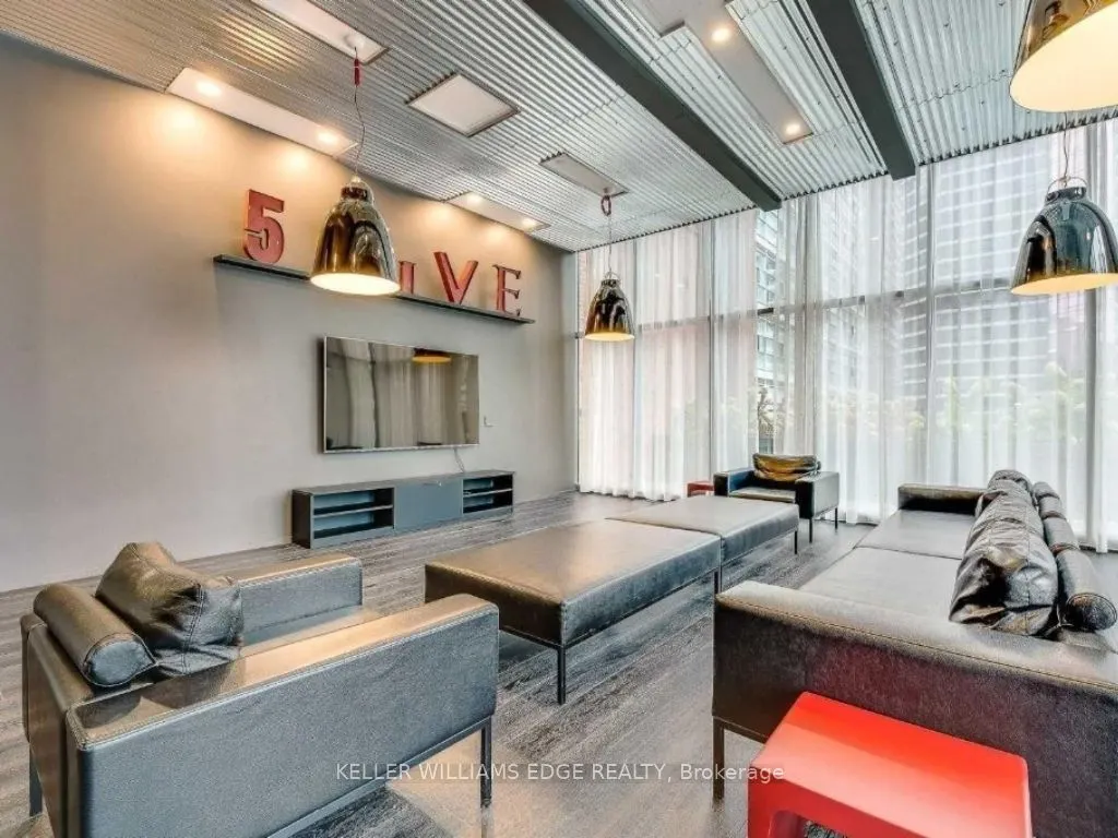 5 St. Joseph Street #2605
