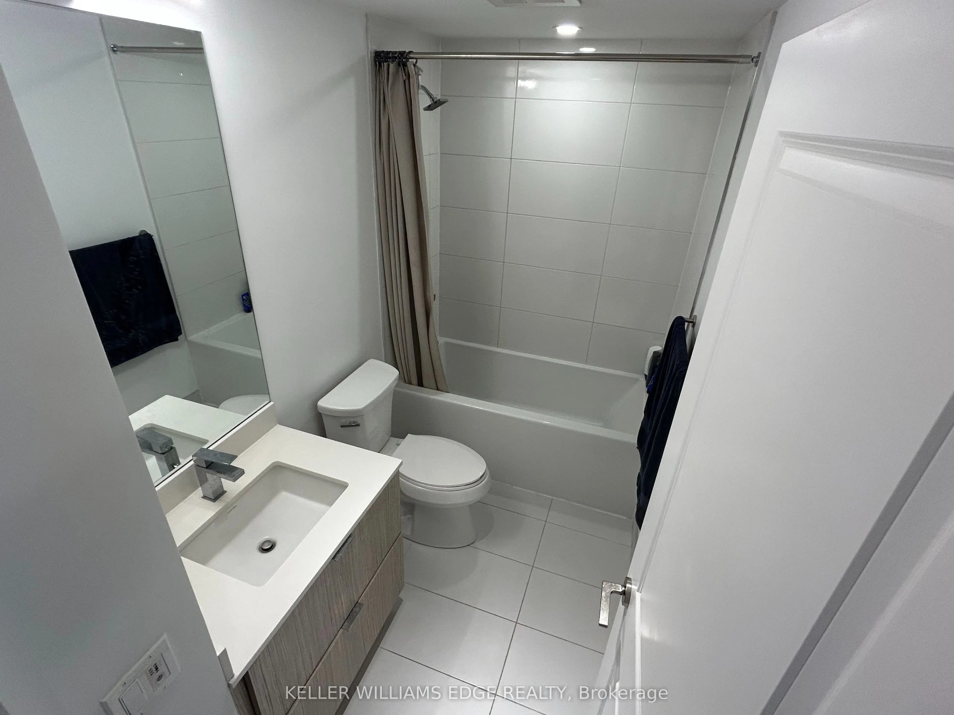 395 Bloor Street E #2407