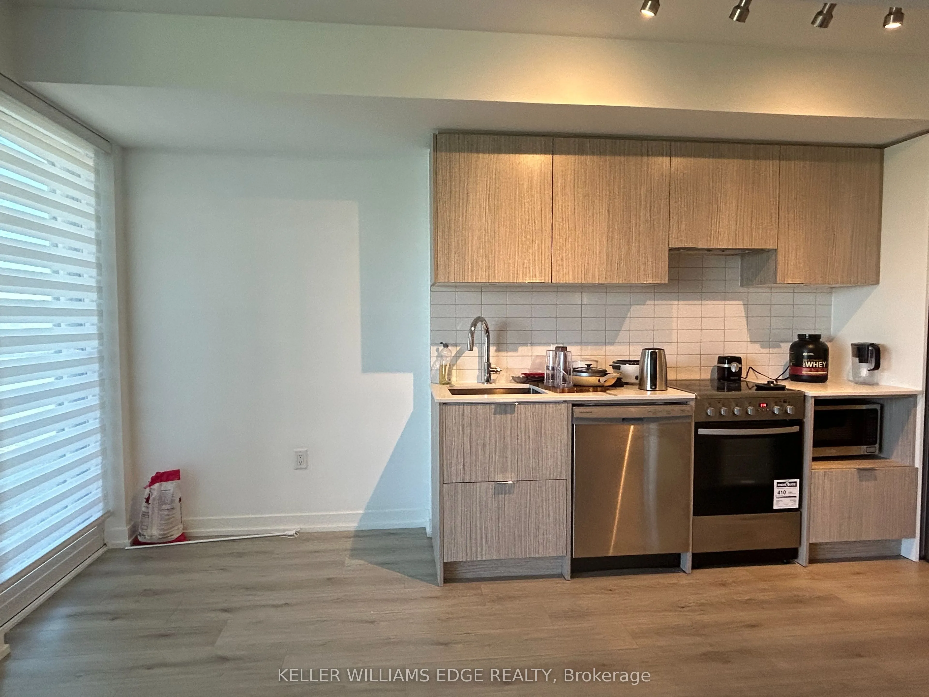 395 Bloor Street E #2407