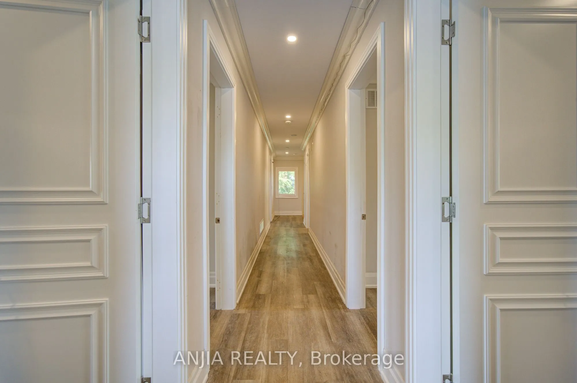 2652 Victoria Park Avenue