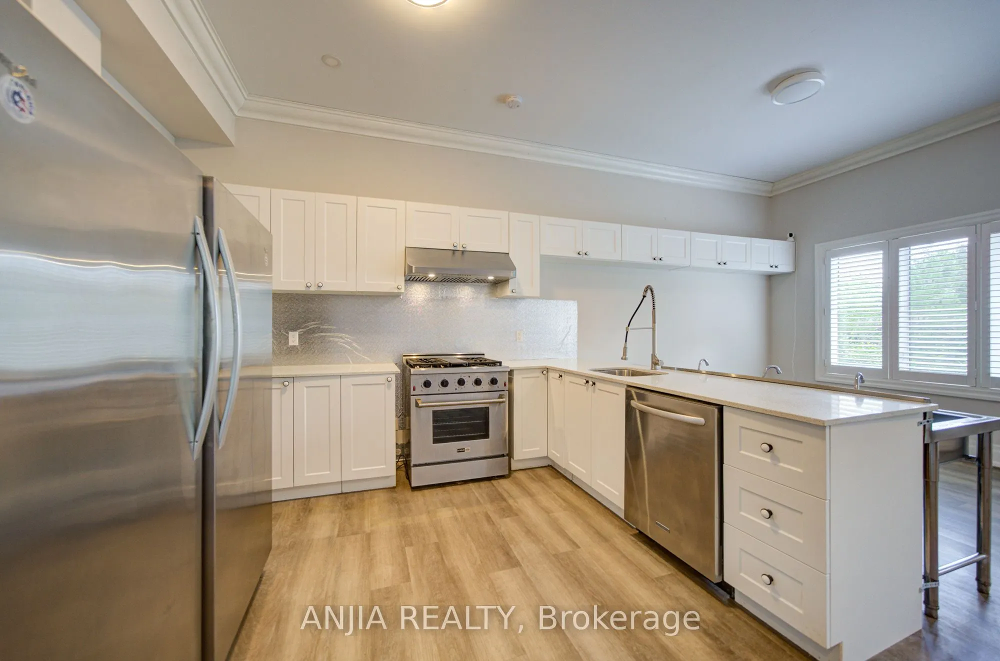 2652 Victoria Park Avenue