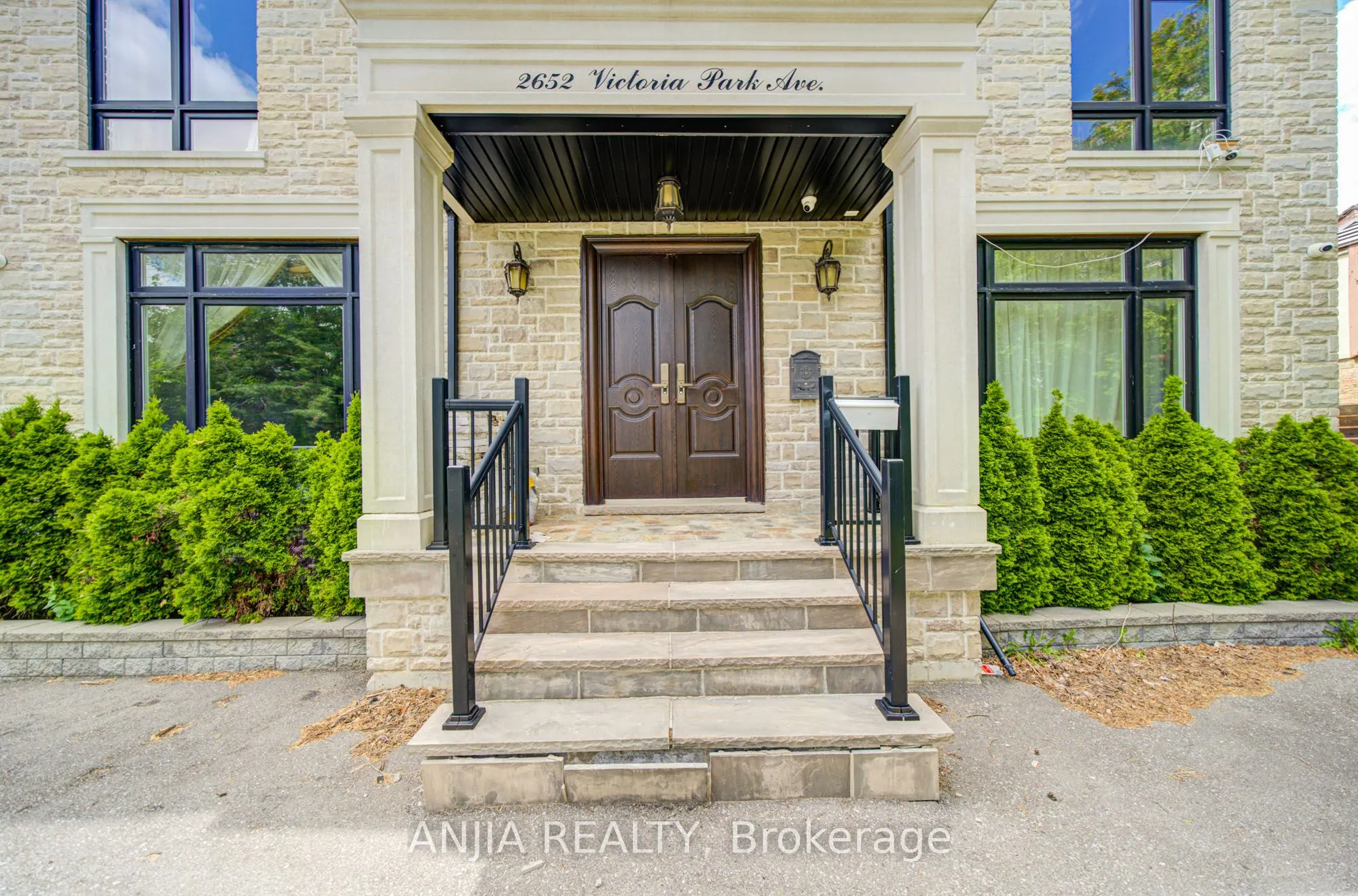 2652 Victoria Park Avenue