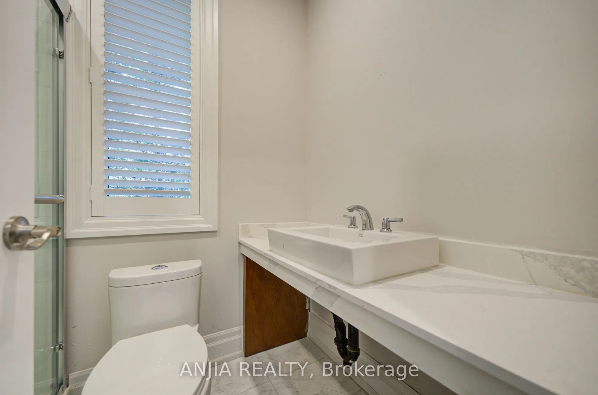 2652 Victoria Park Avenue