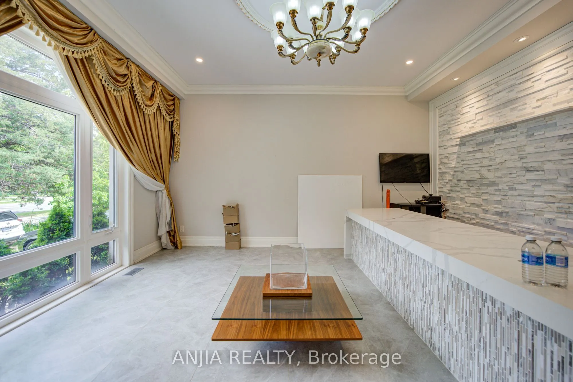 2652 Victoria Park Avenue