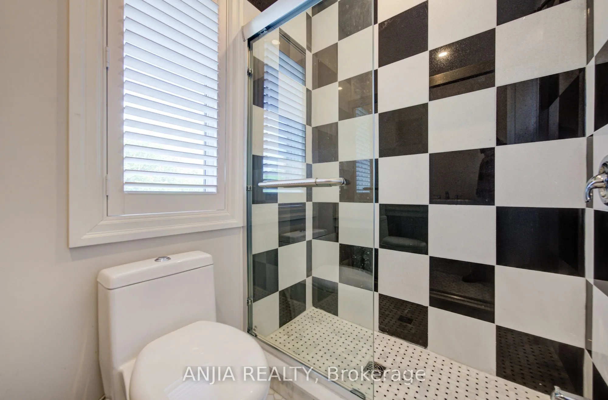 2652 Victoria Park Avenue