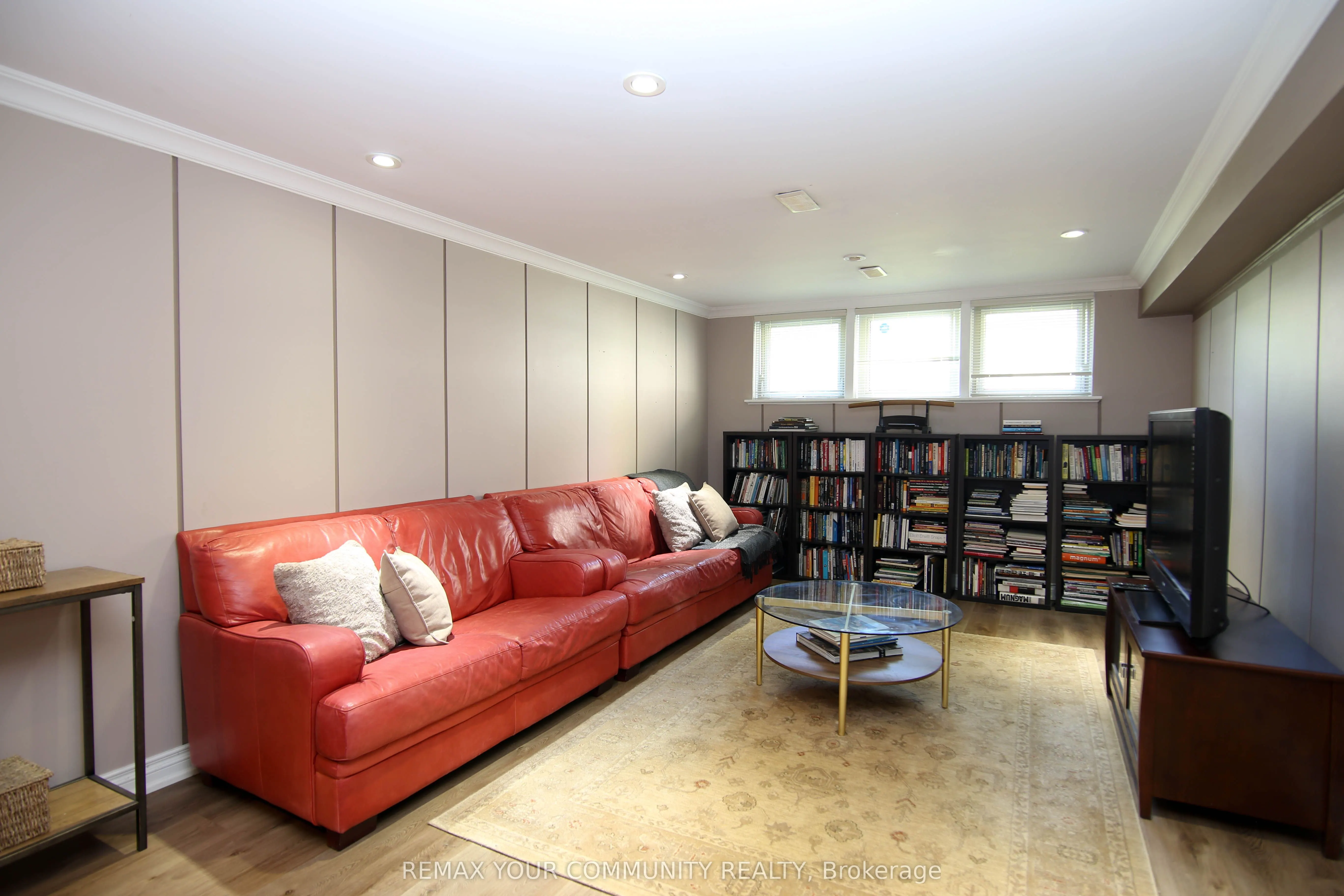 215 Honiton Street