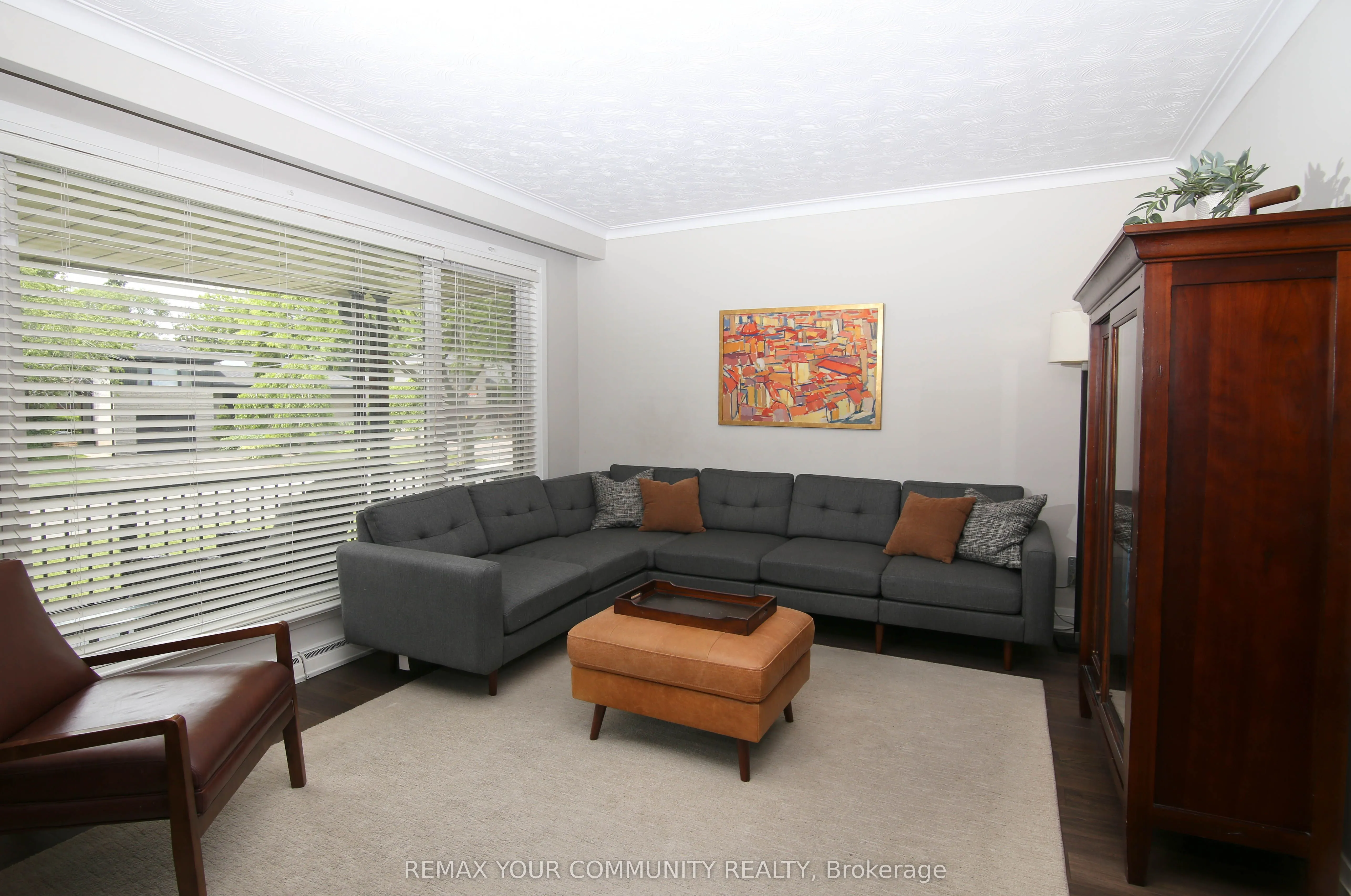 215 Honiton Street