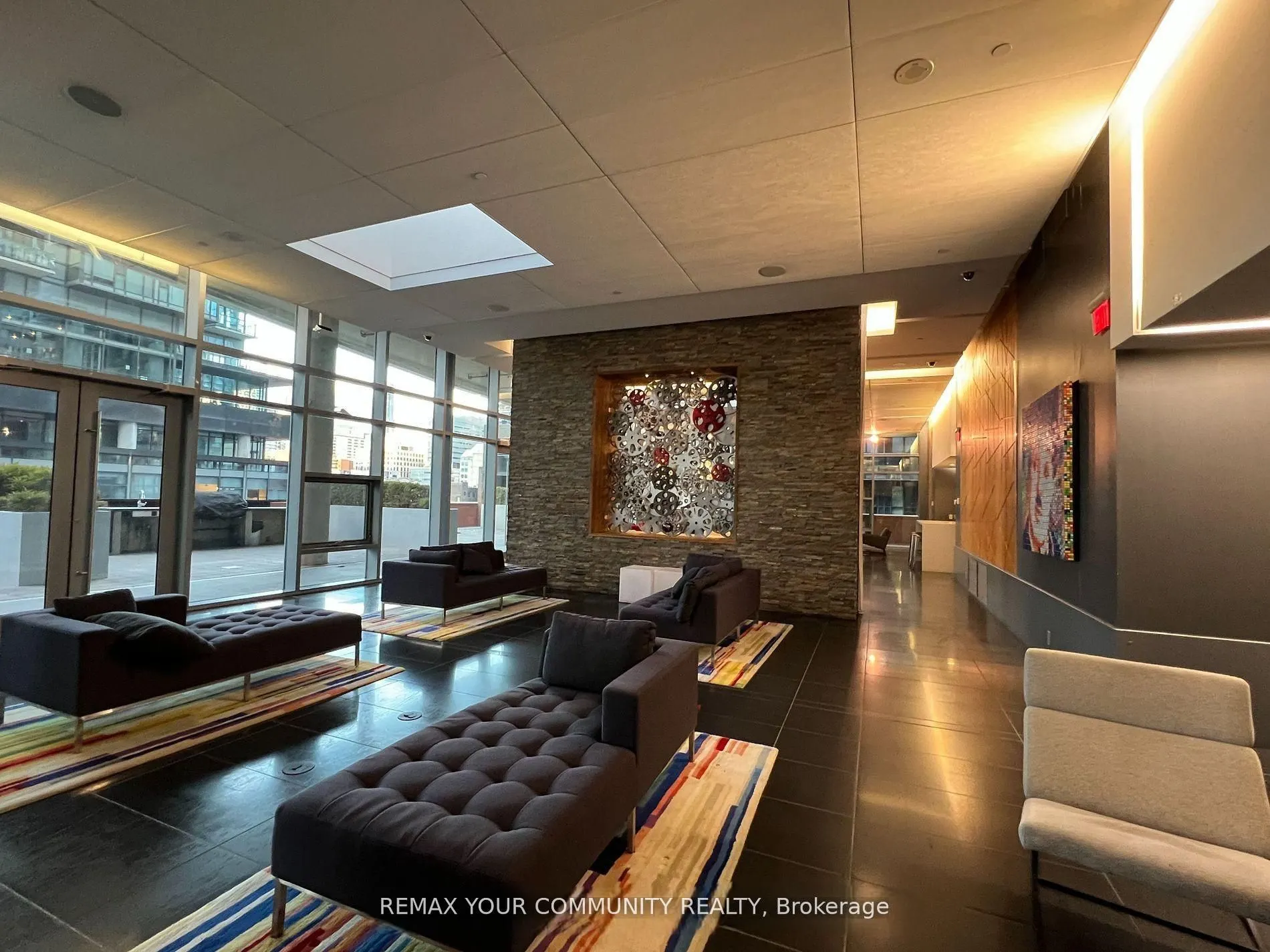 21 Widmer Street #2302