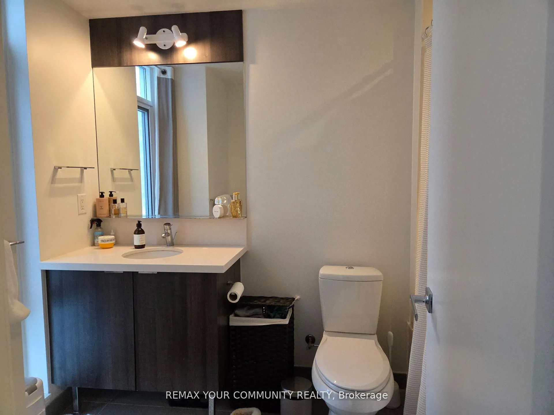 21 Widmer Street #2302