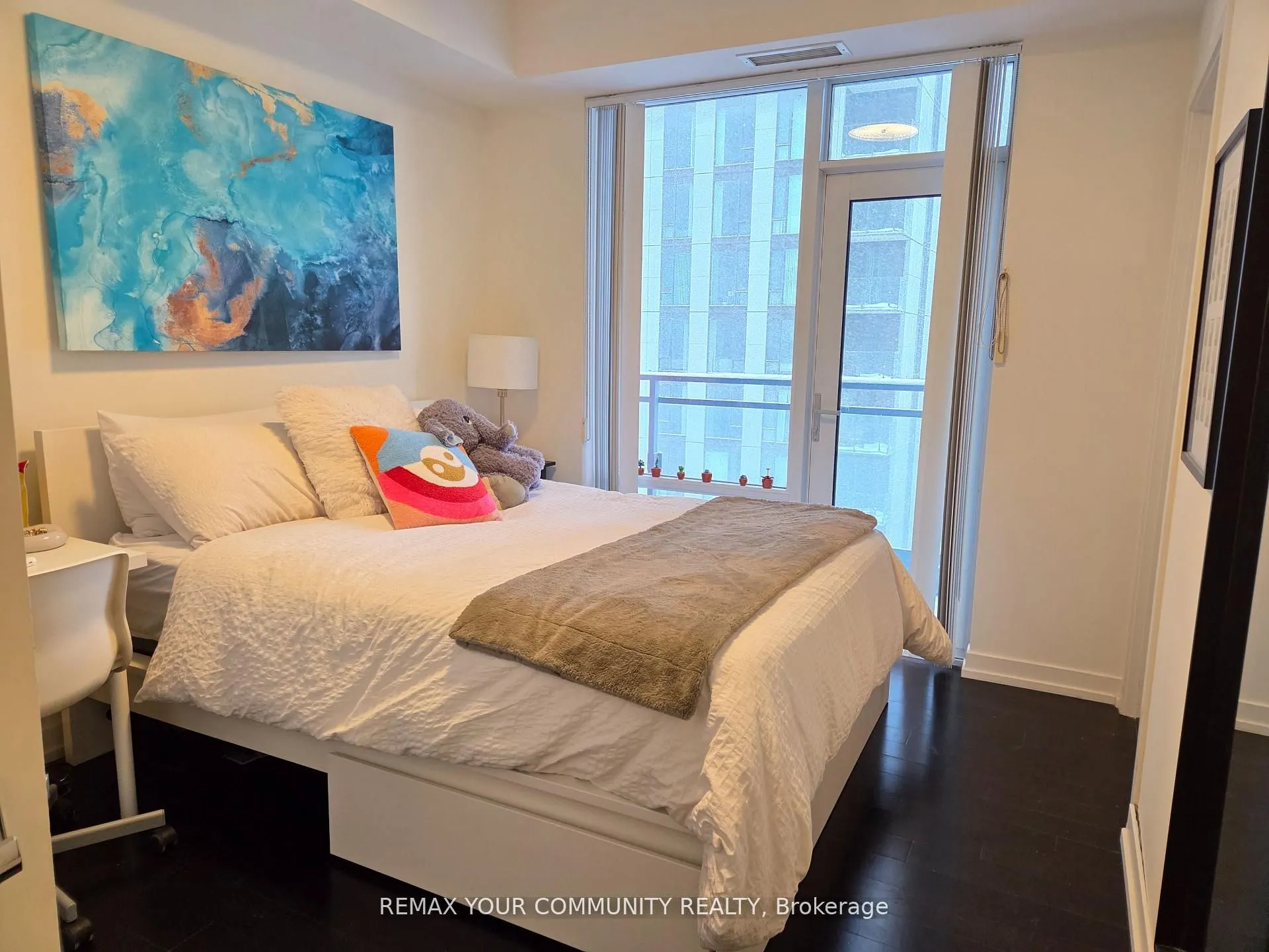 21 Widmer Street #2302