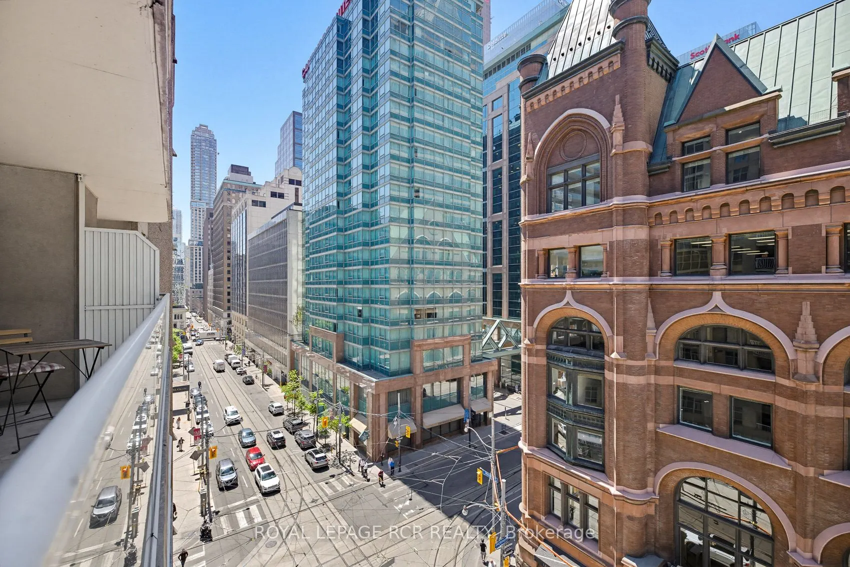 105 Victoria Street #804