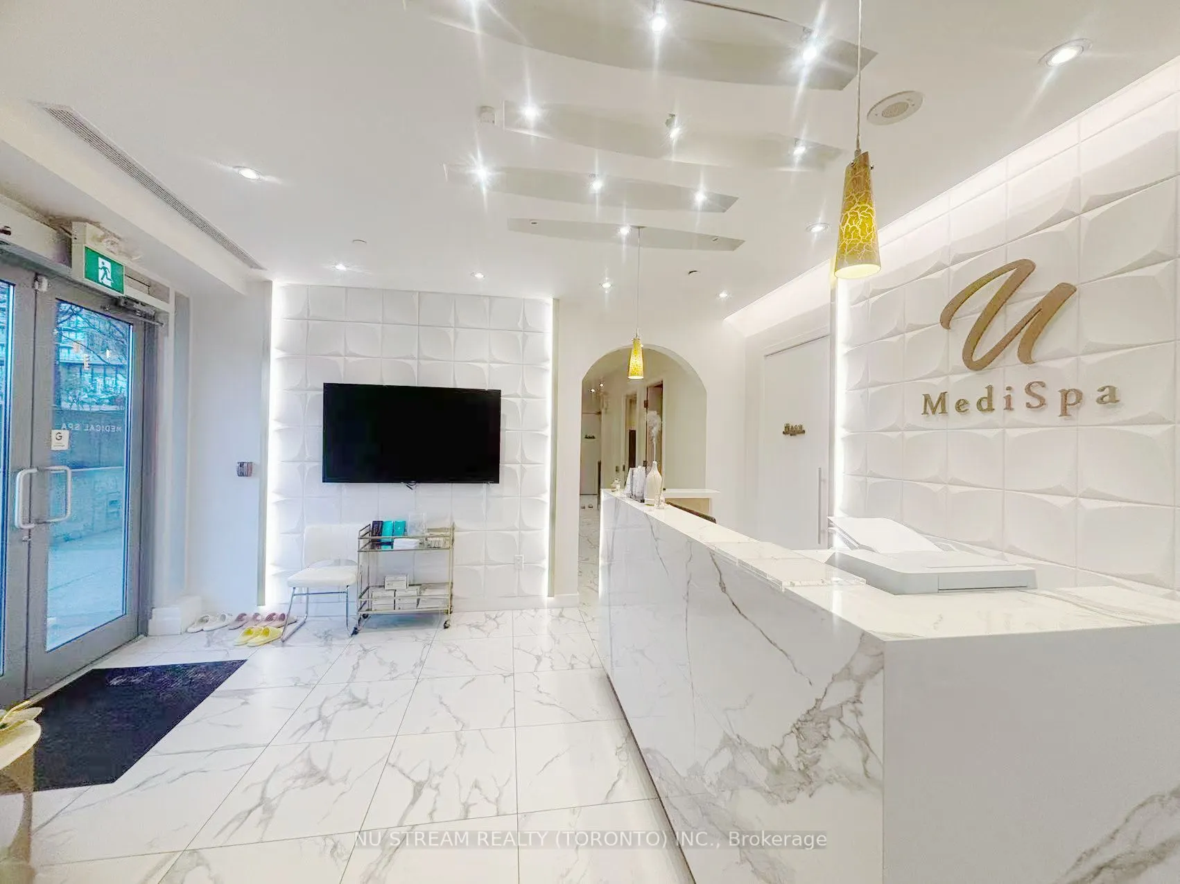 90 Esther Shiner Boulevard