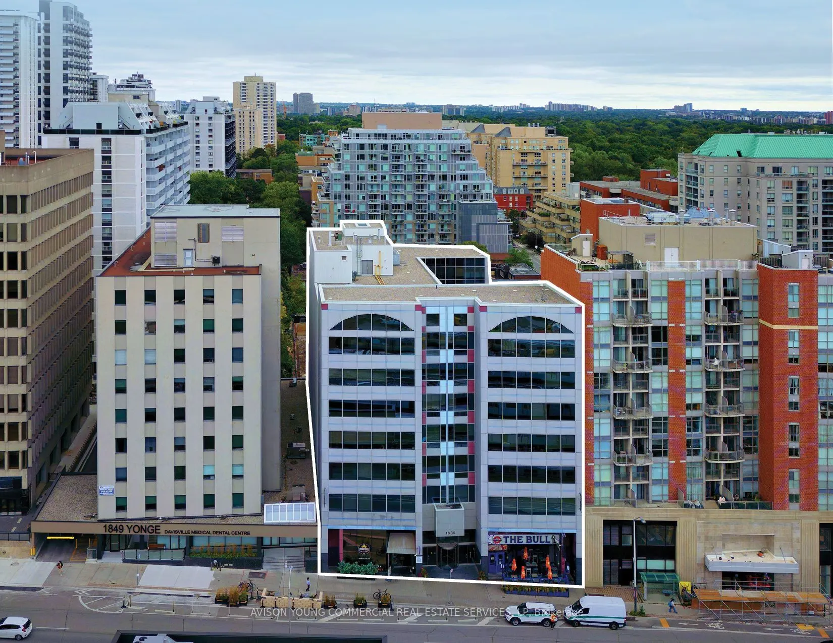 1835 Yonge Street