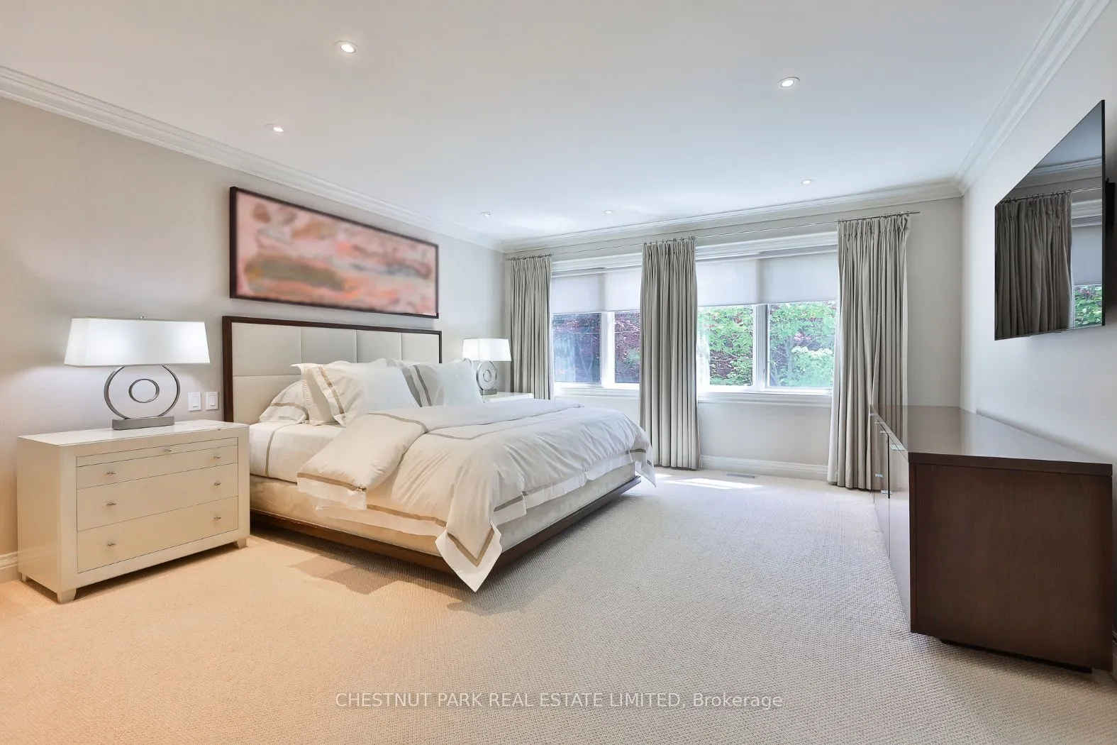 15 Alexandra Wood