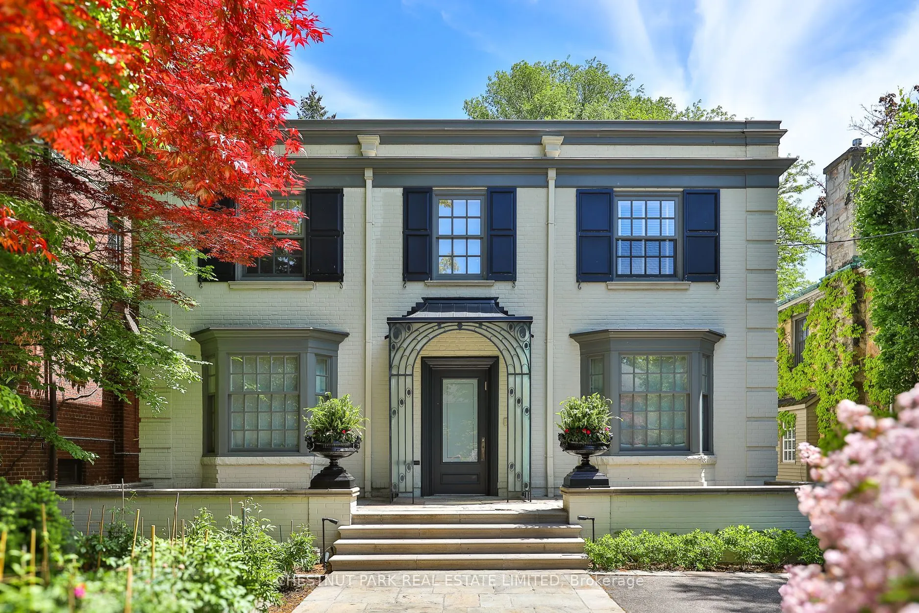 15 Alexandra Wood