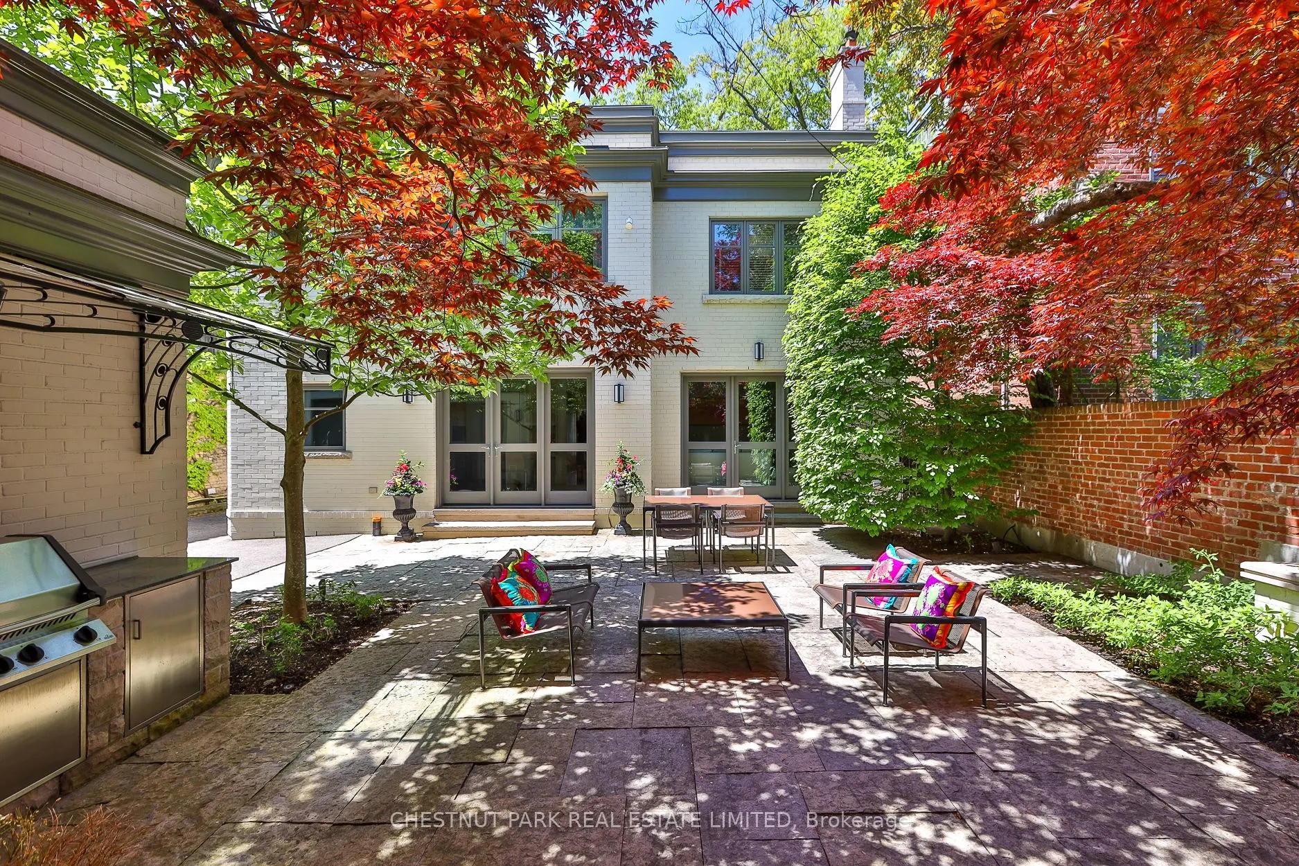 15 Alexandra Wood