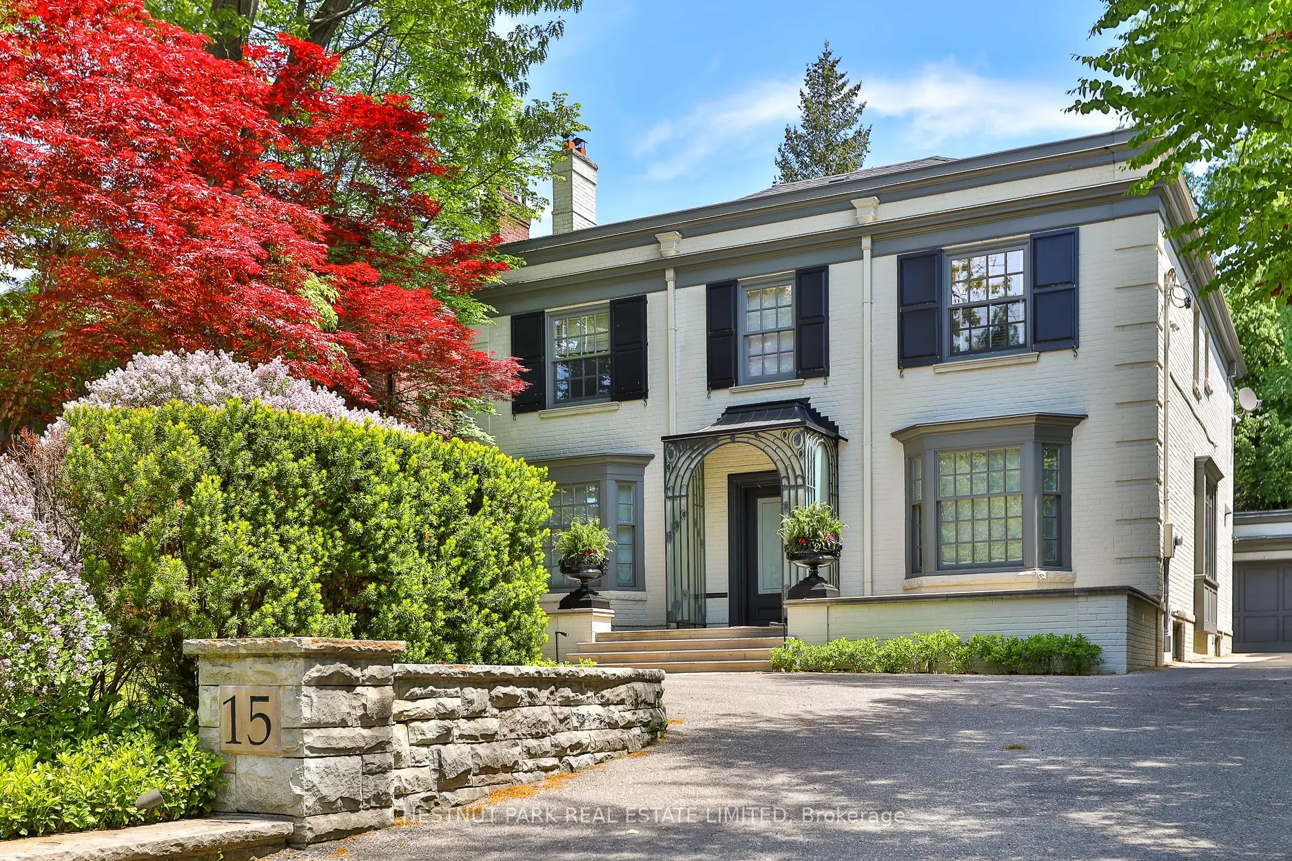 15 Alexandra Wood