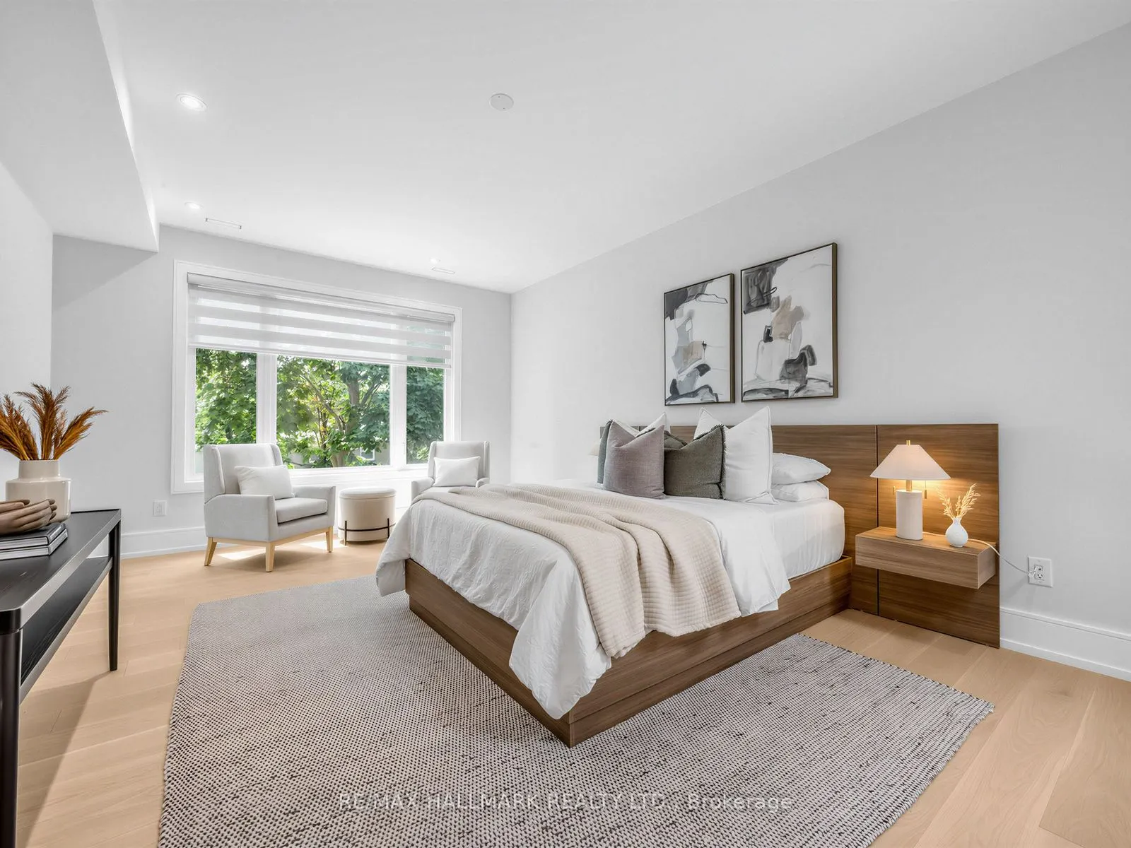 30 Kellythorne Drive