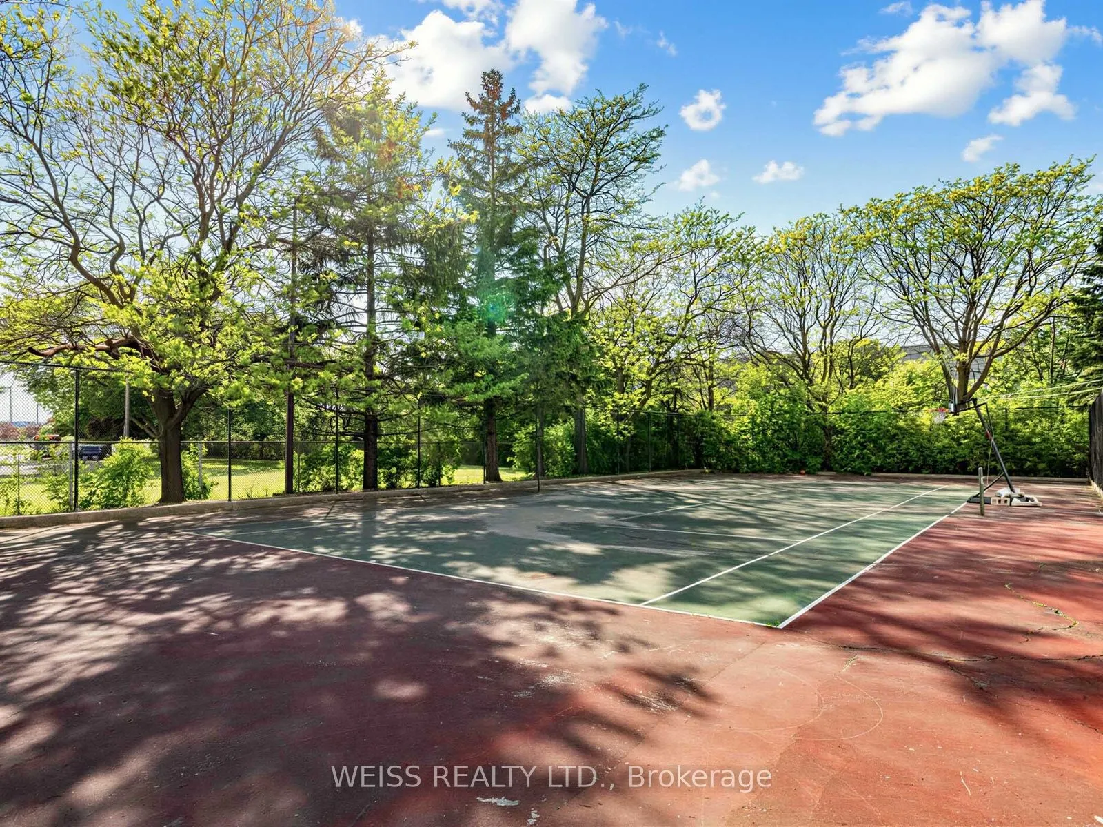 150 Neptune Drive #1405