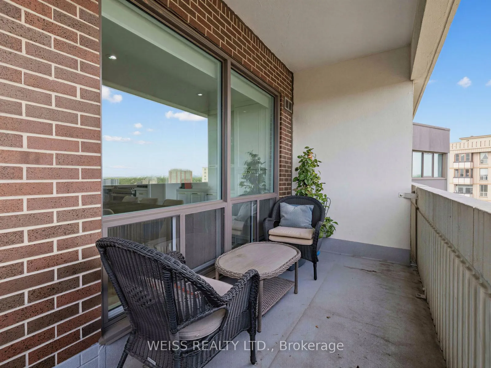 150 Neptune Drive #1405