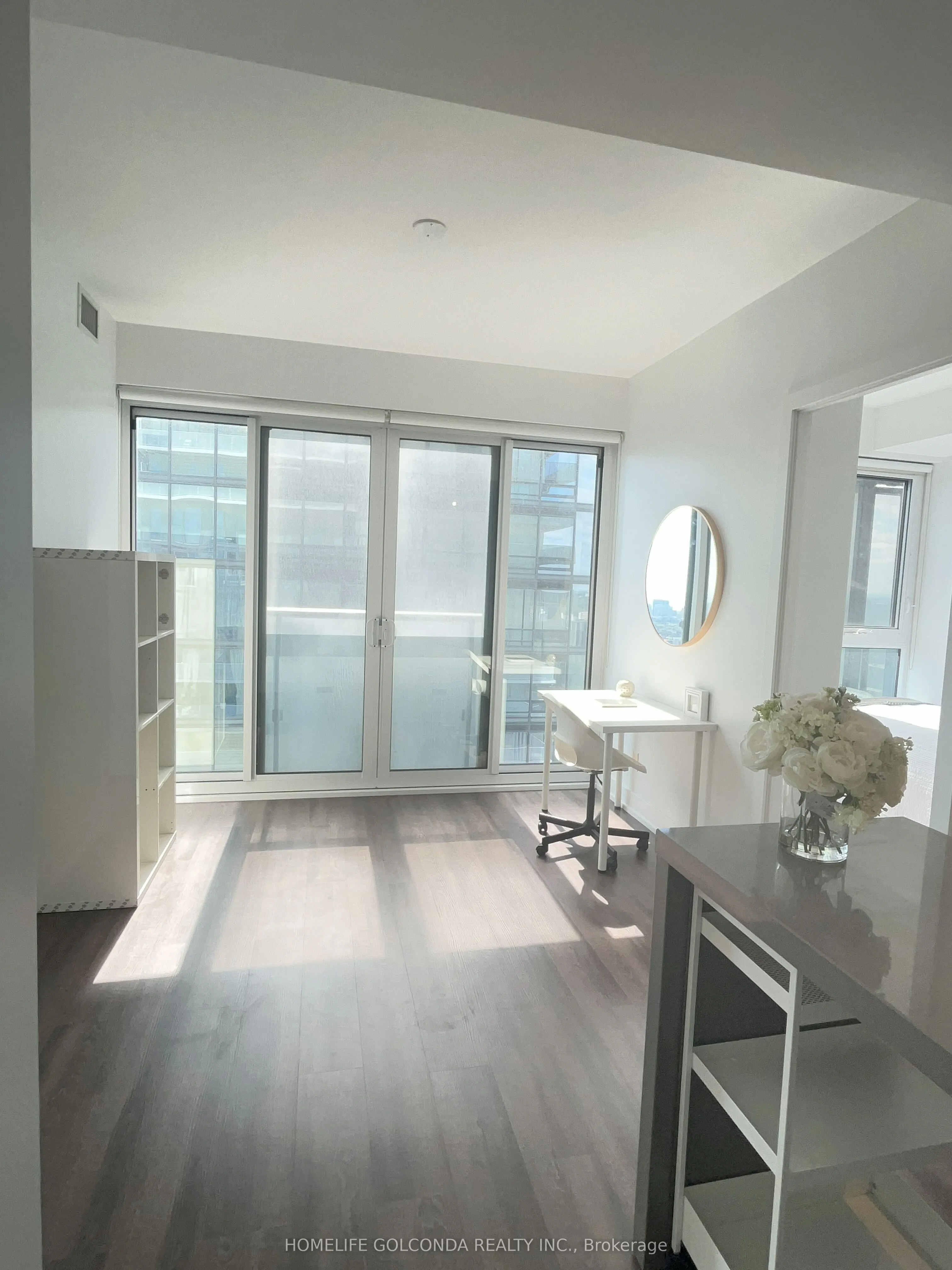 7 Grenville Street #5001