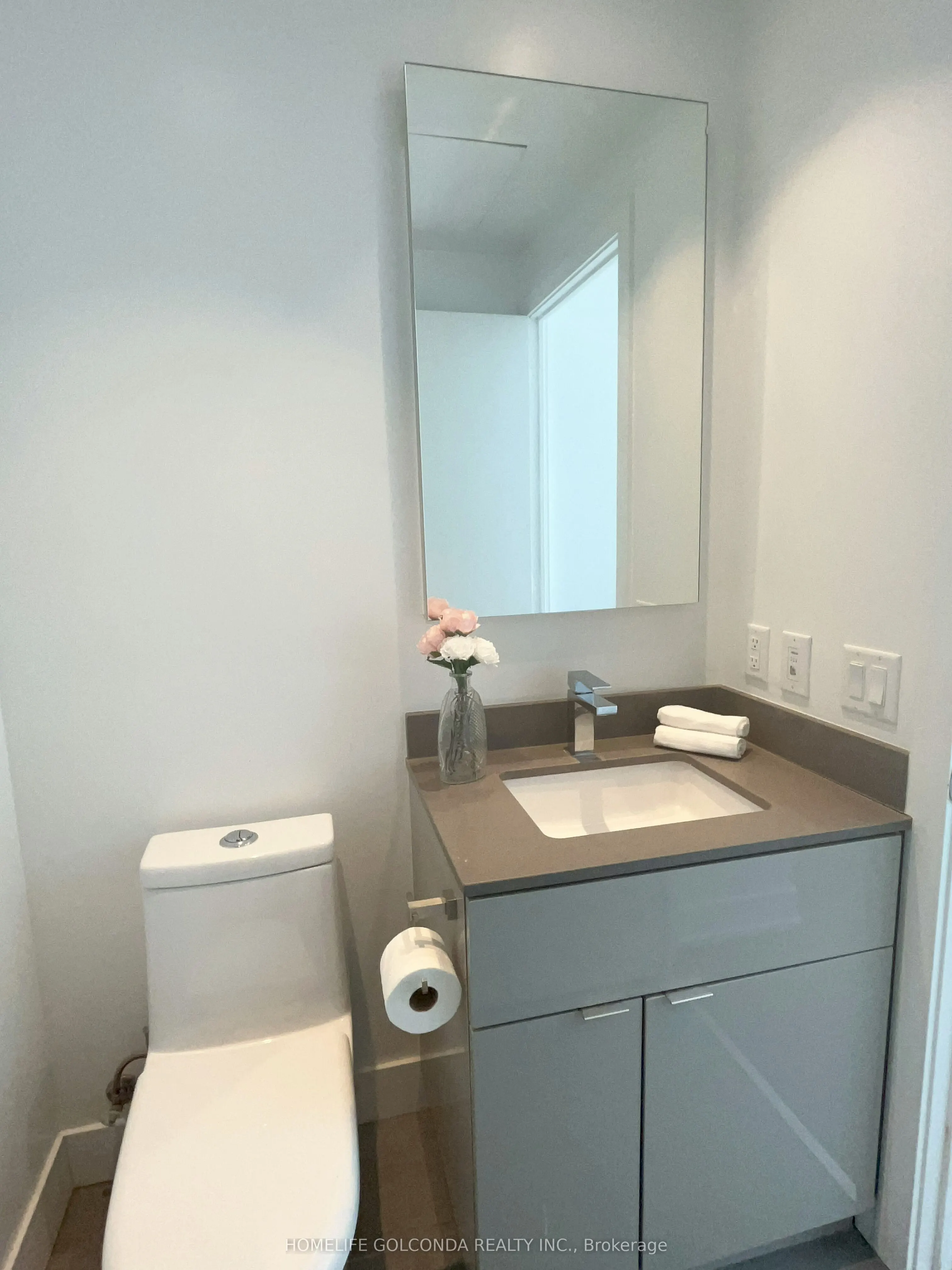 7 Grenville Street #5001