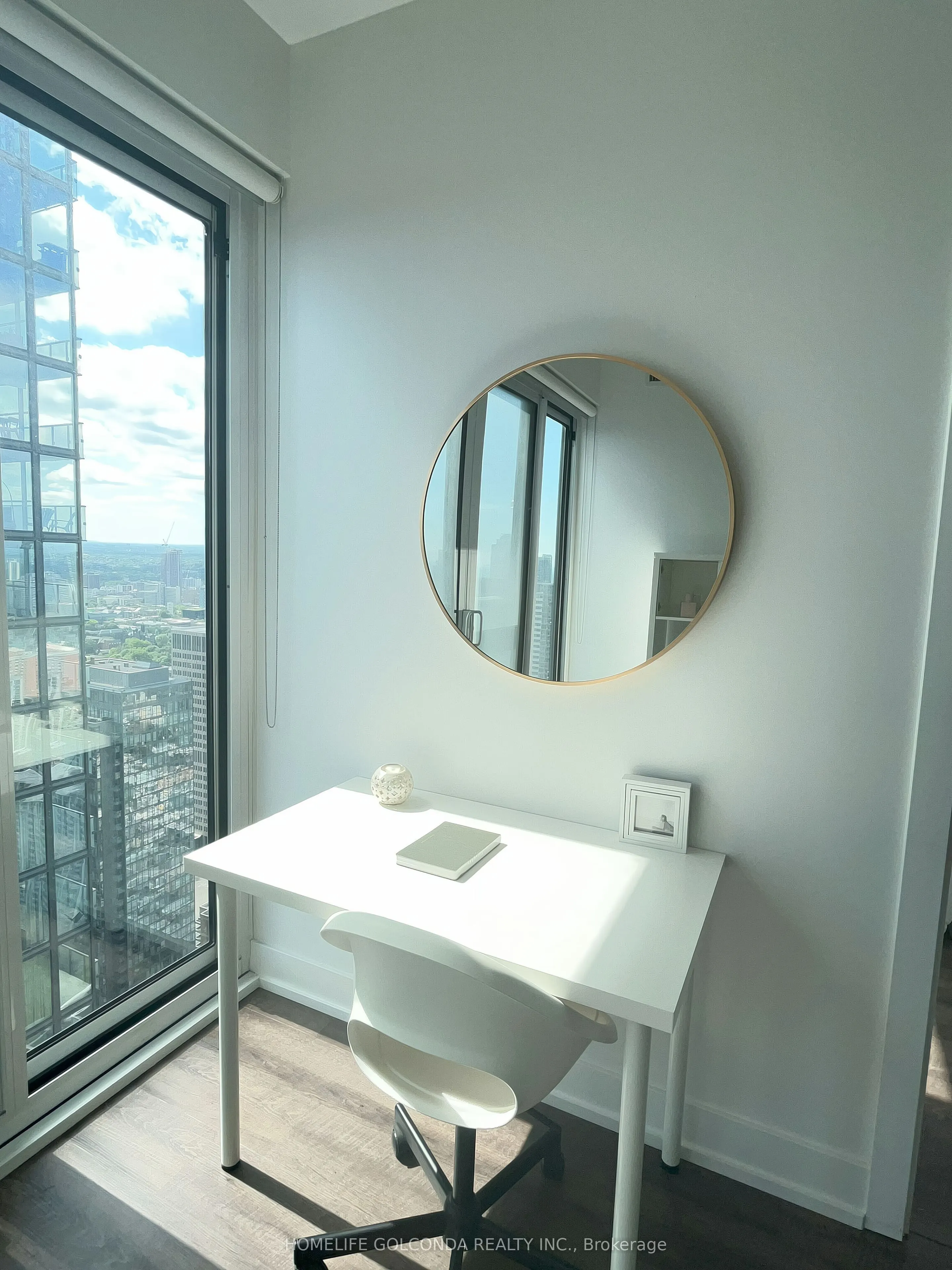 7 Grenville Street #5001