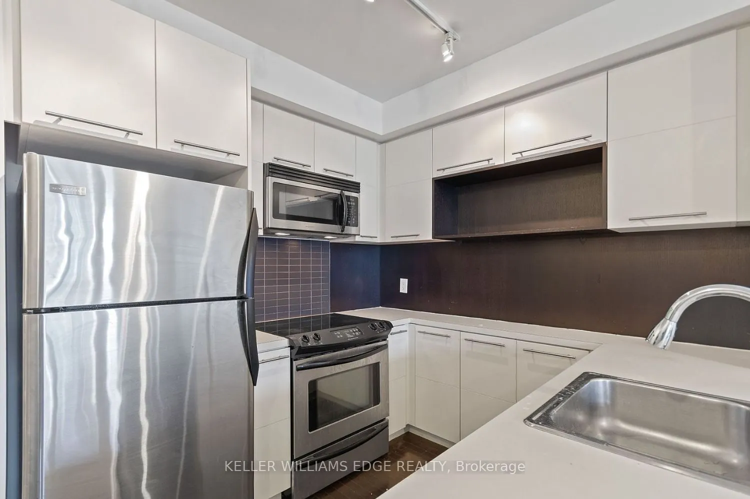 25 Carlton Street #2308
