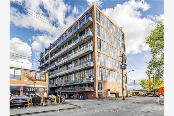 5 Hanna Avenue #718