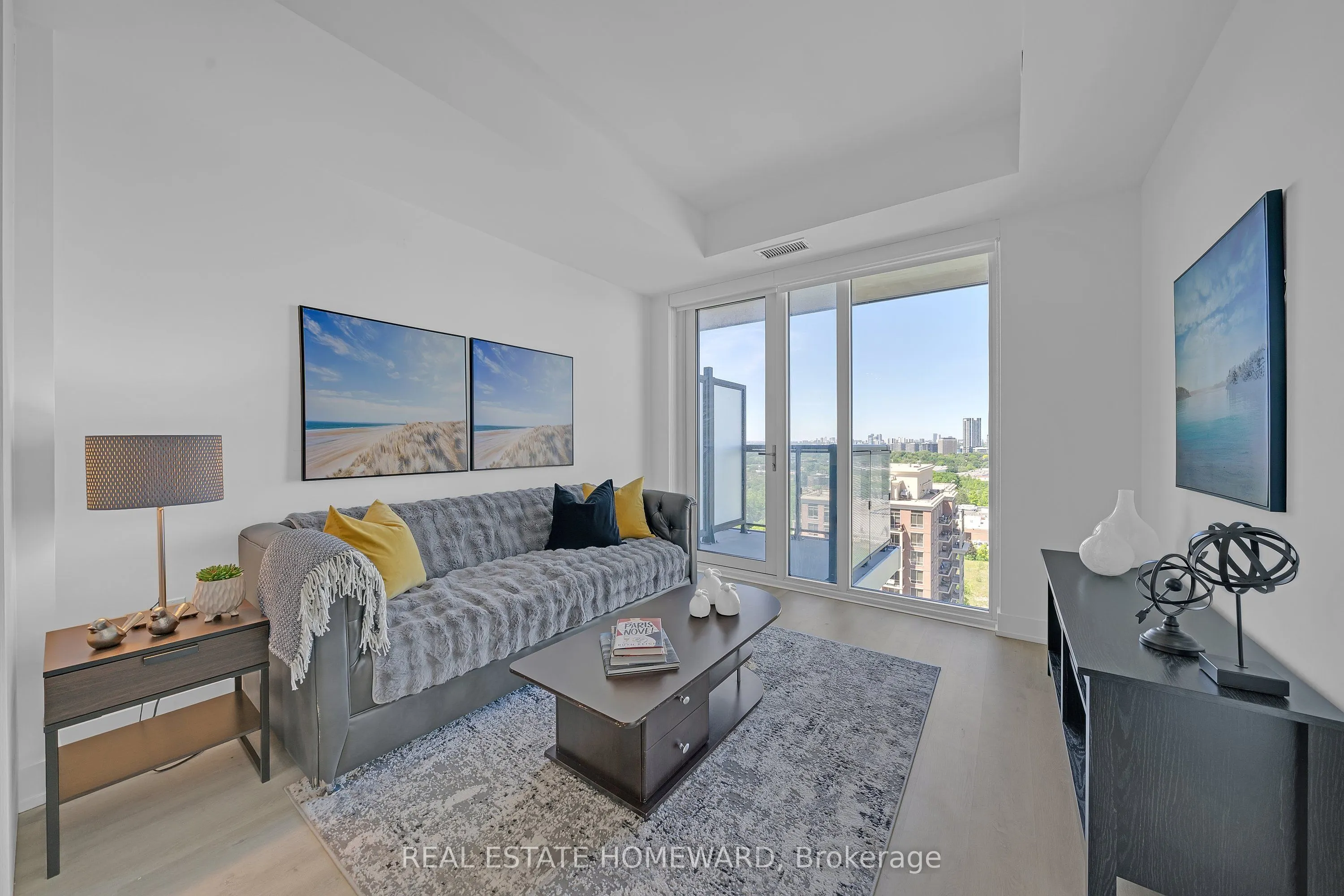 20 Inn On The Park Drive #2039