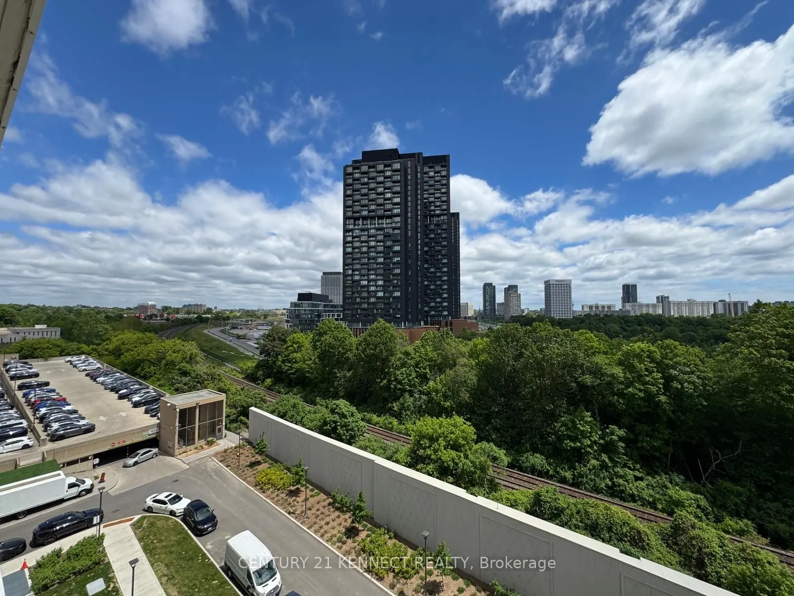 30 Inn On The Park Drive #706