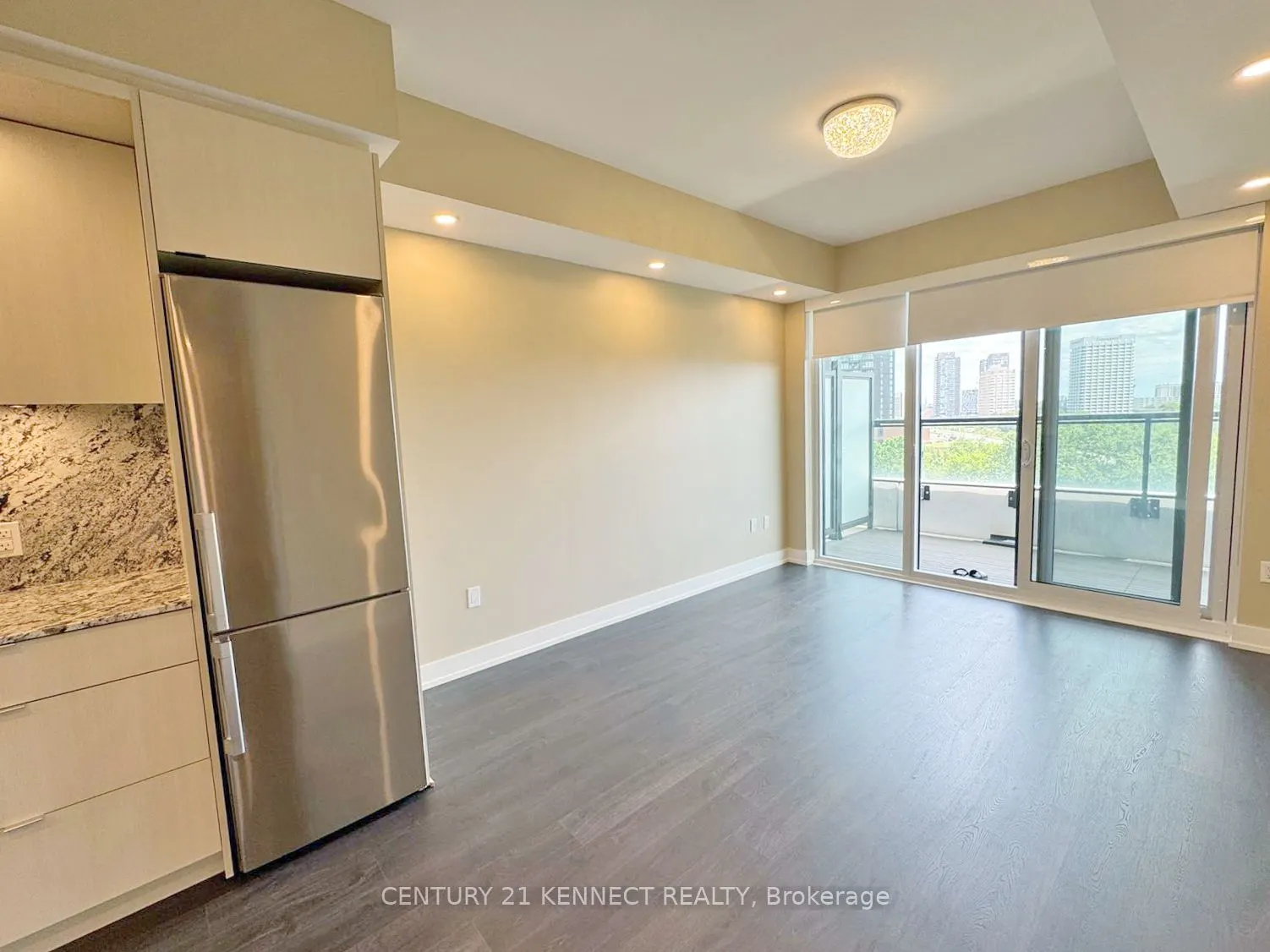 30 Inn On The Park Drive #706