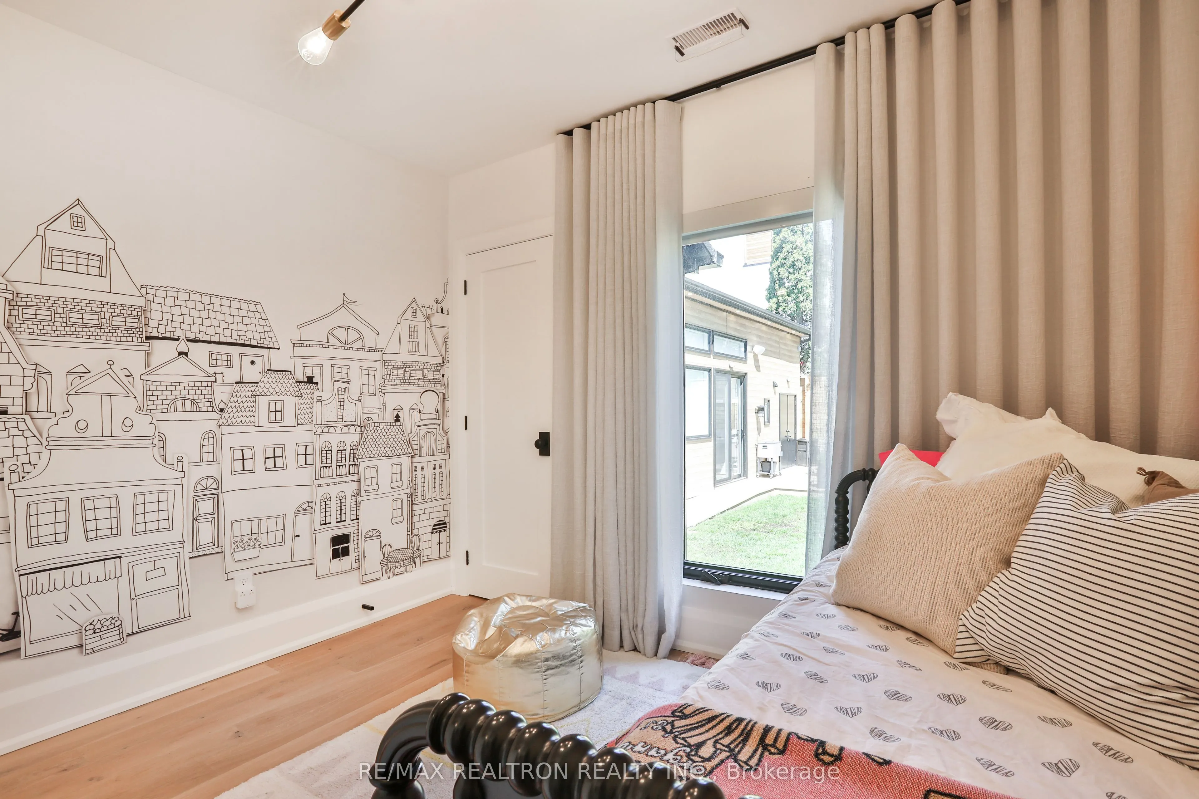 46 Gloucester Grove
