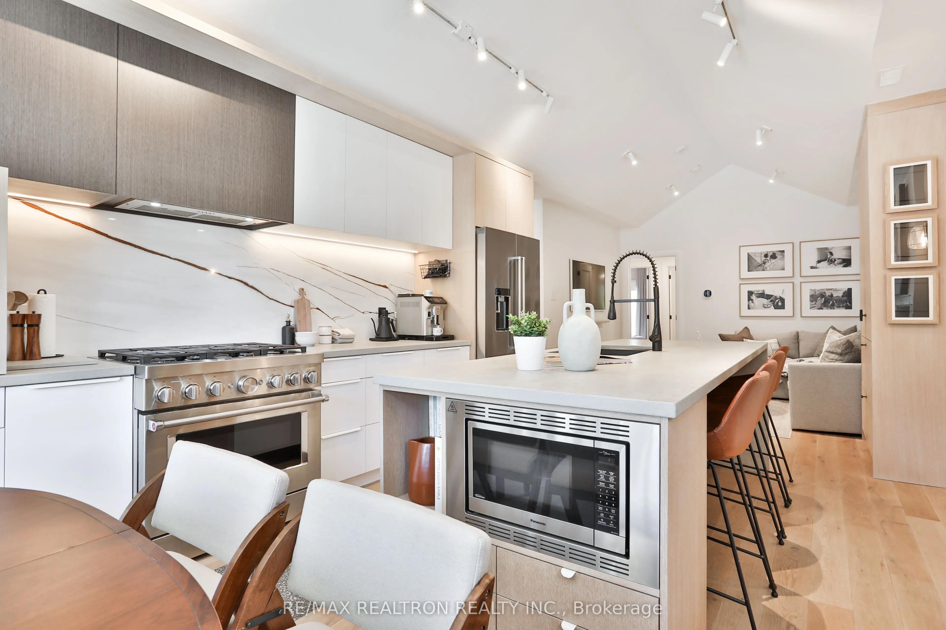 46 Gloucester Grove