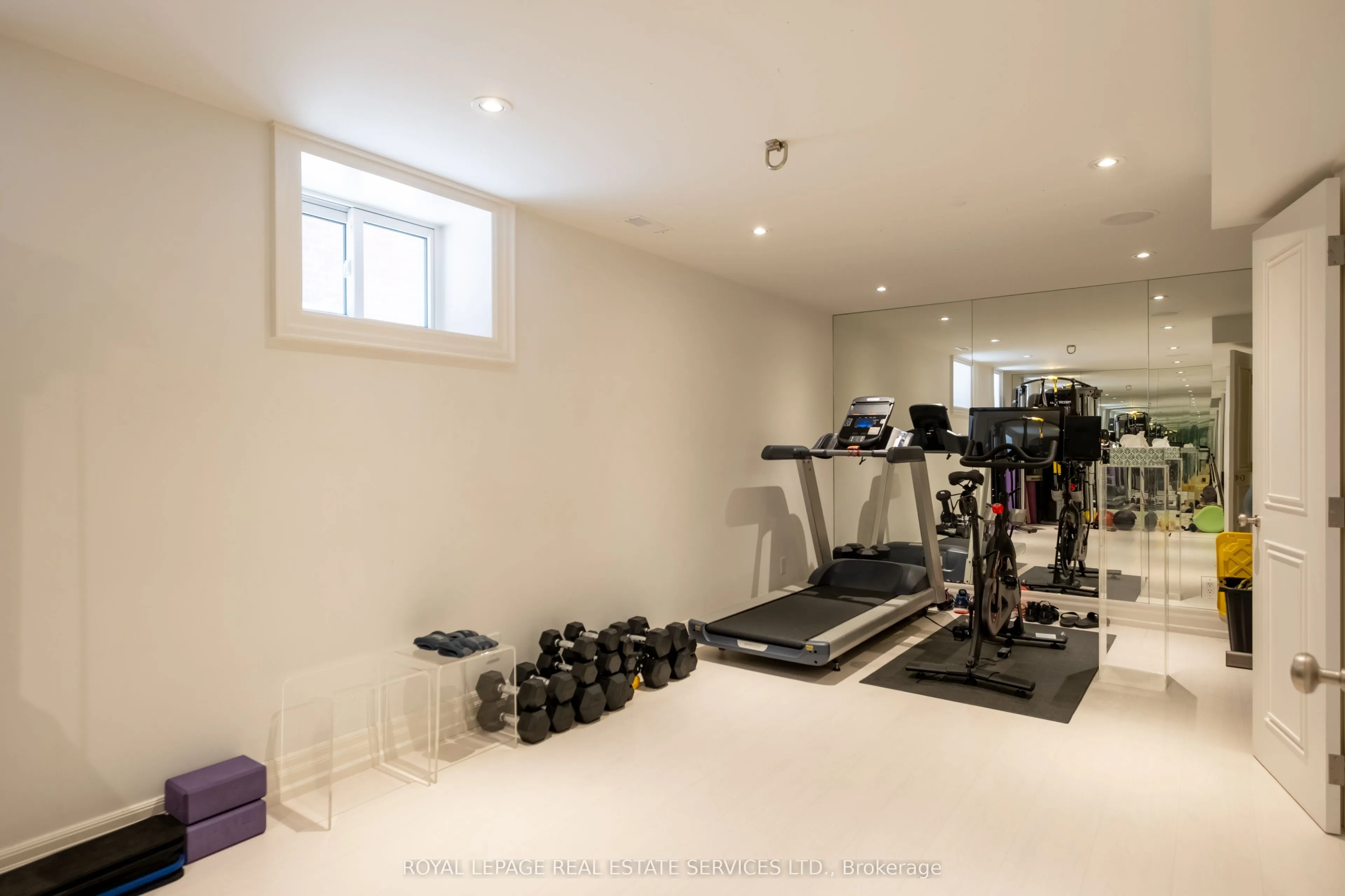 80 Binscarth Road