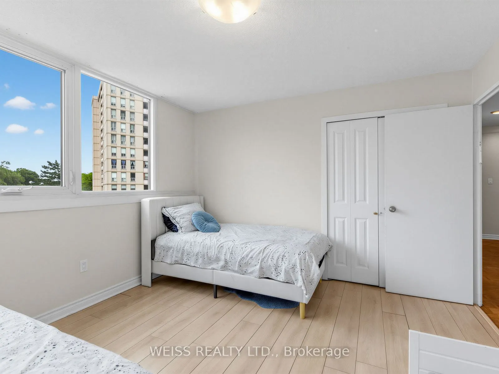 150 Neptune Drive #202