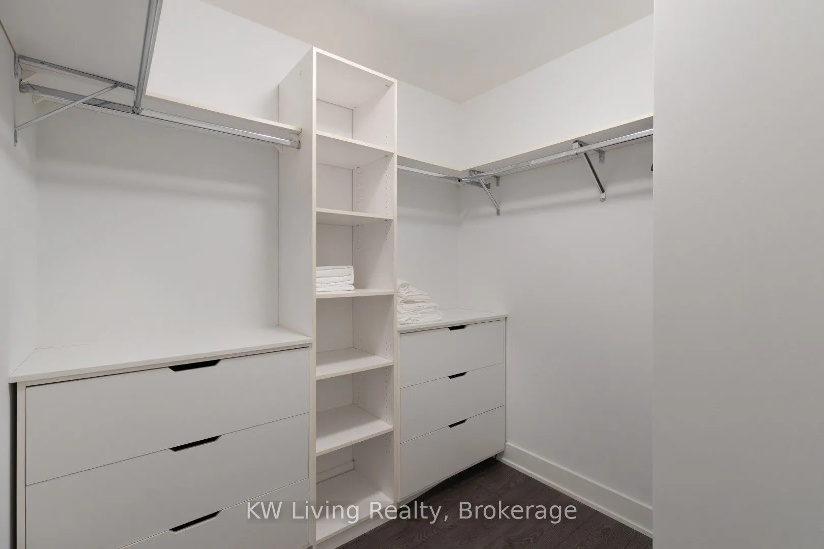 38 Cameron Street #608