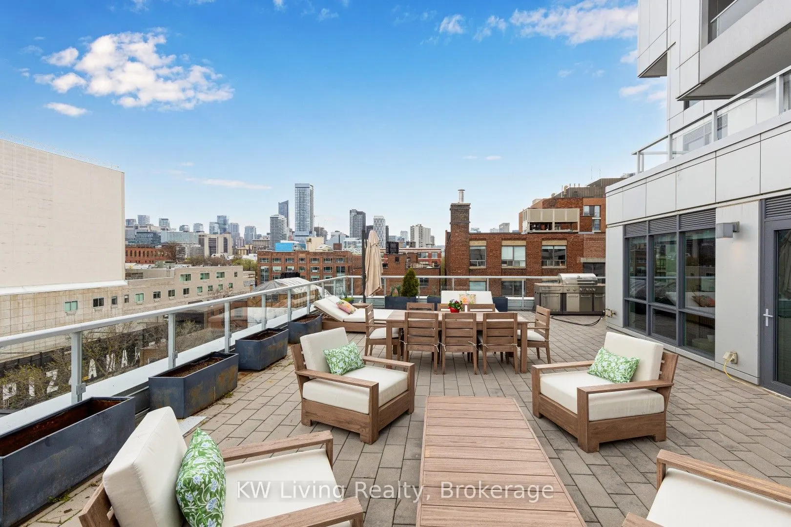 38 Cameron Street #608