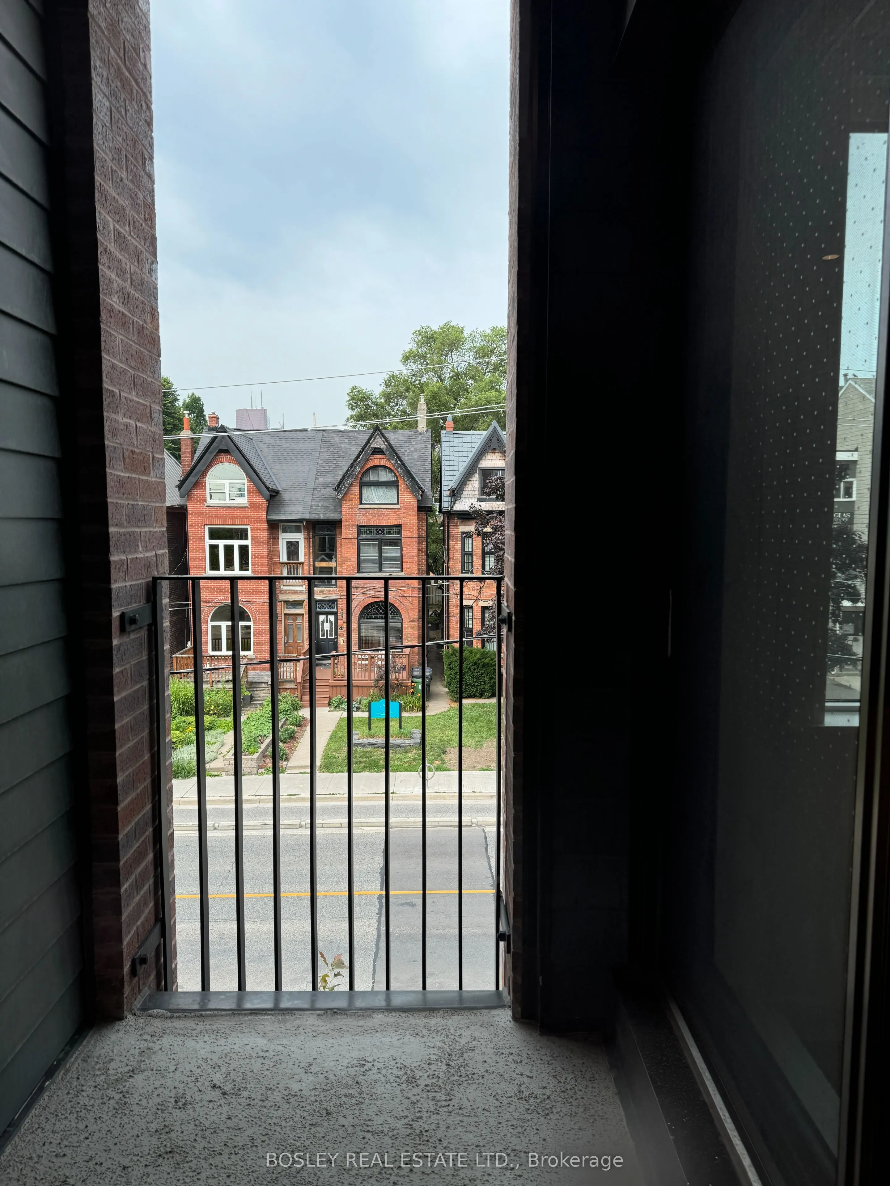 41 River Street #25