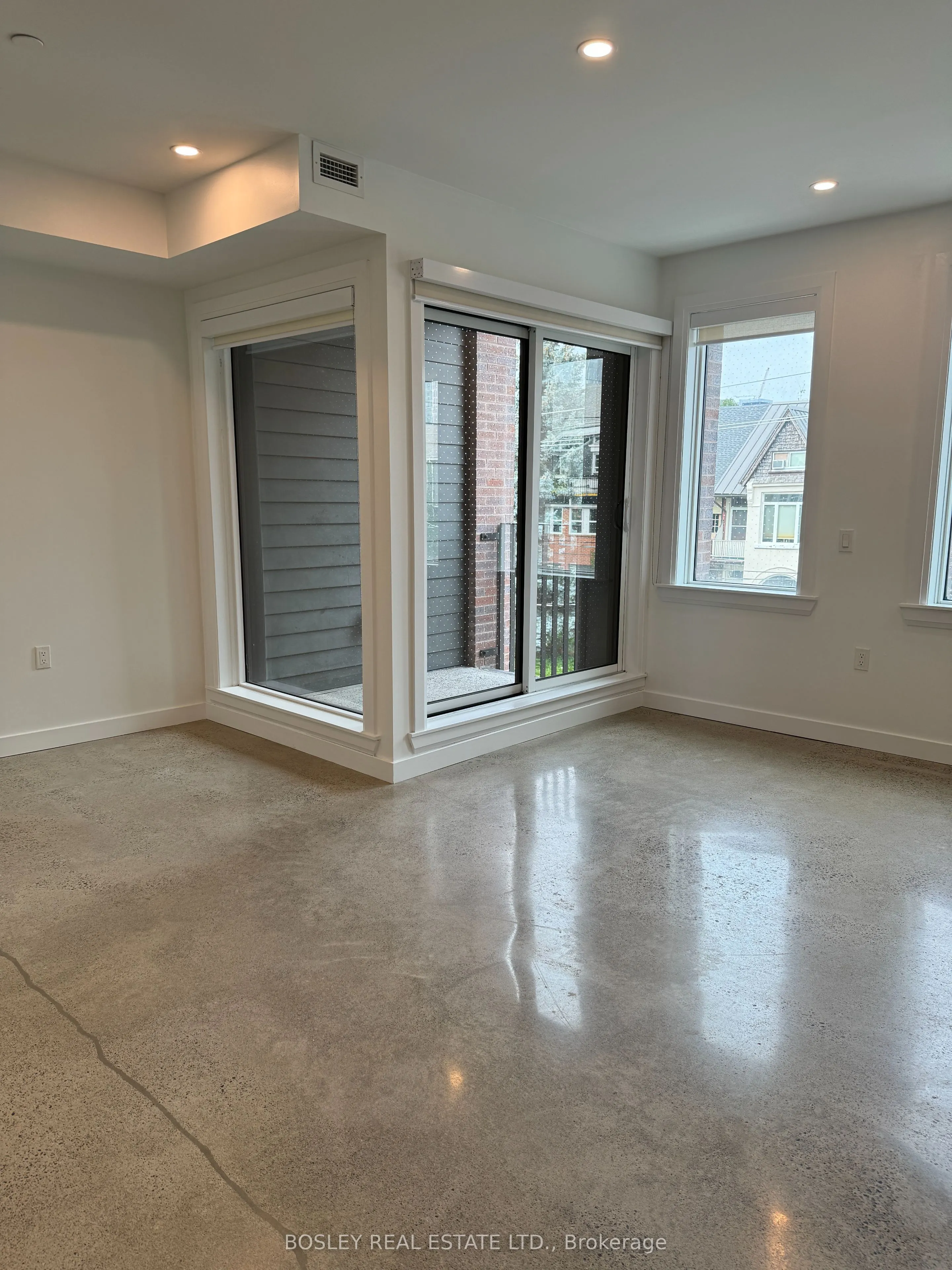 41 River Street #25