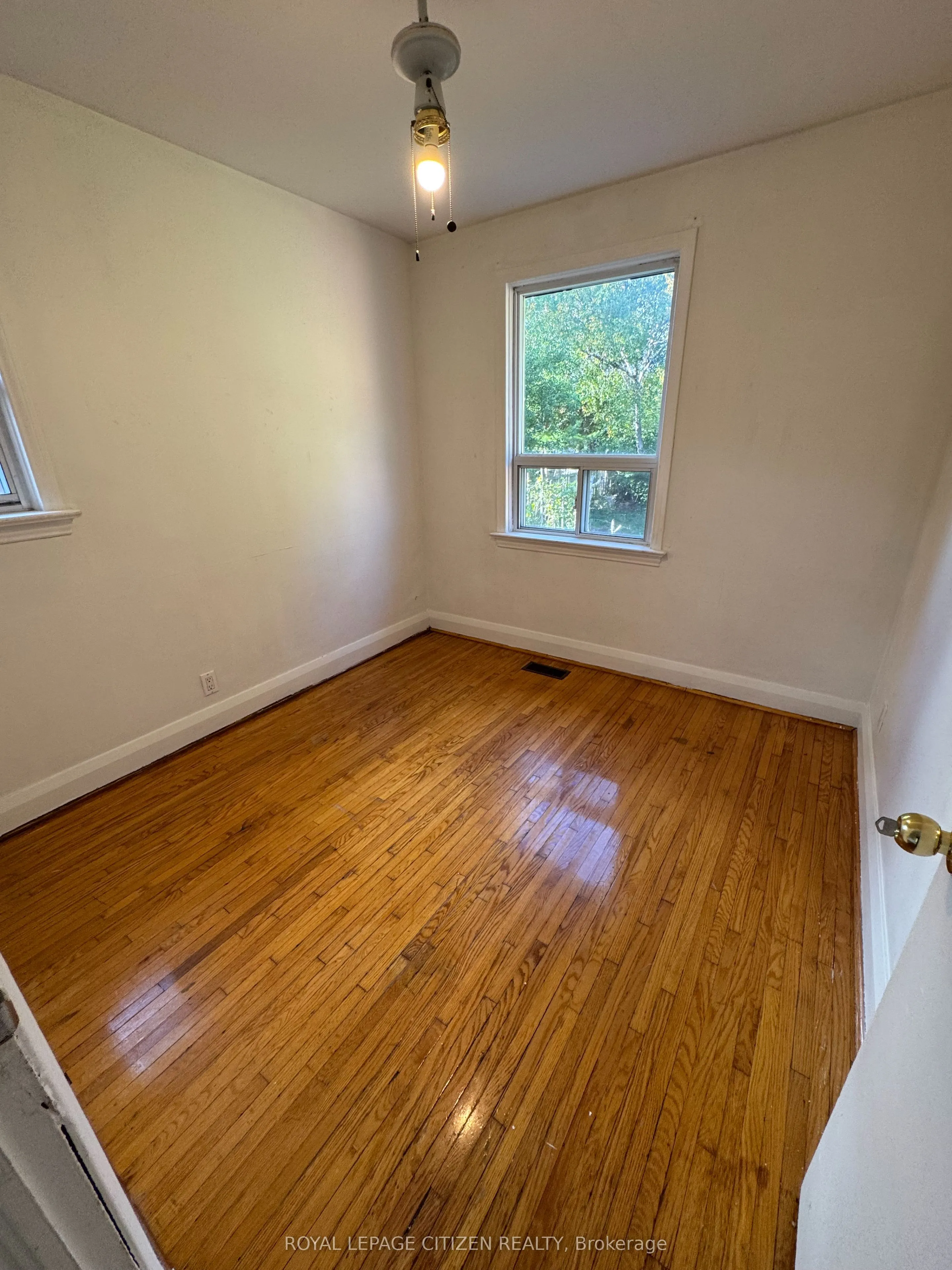 32 Newton Drive