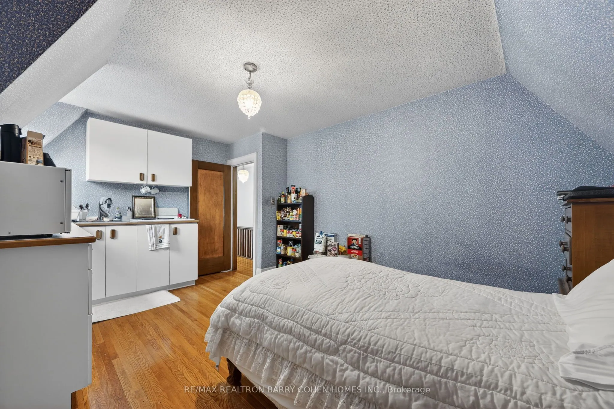 29 Strathgowan Crescent