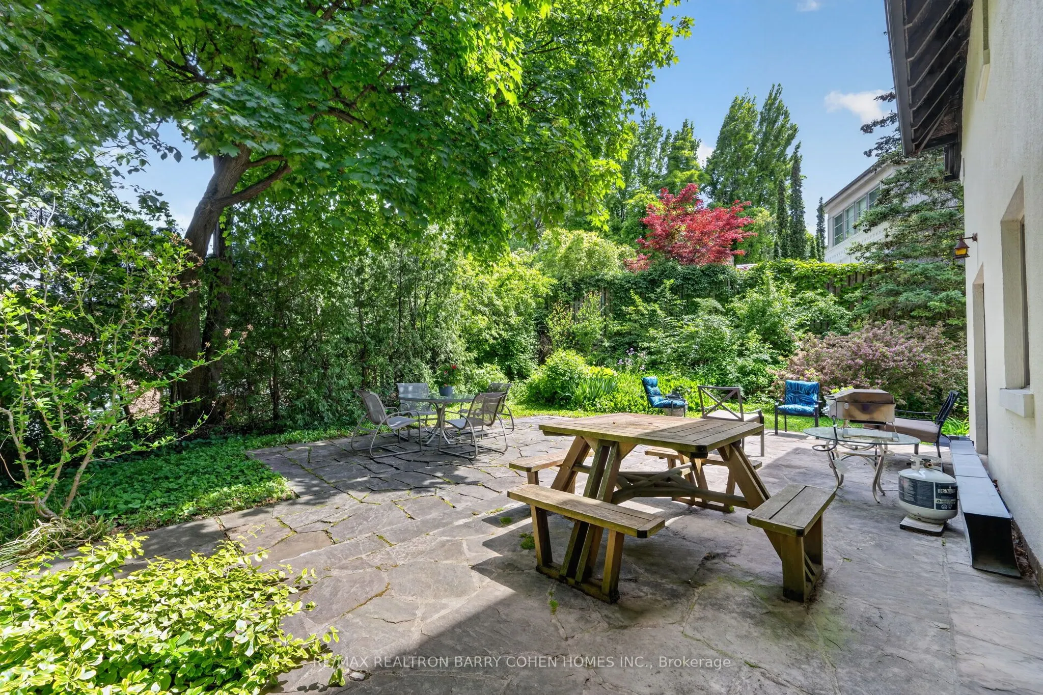 29 Strathgowan Crescent