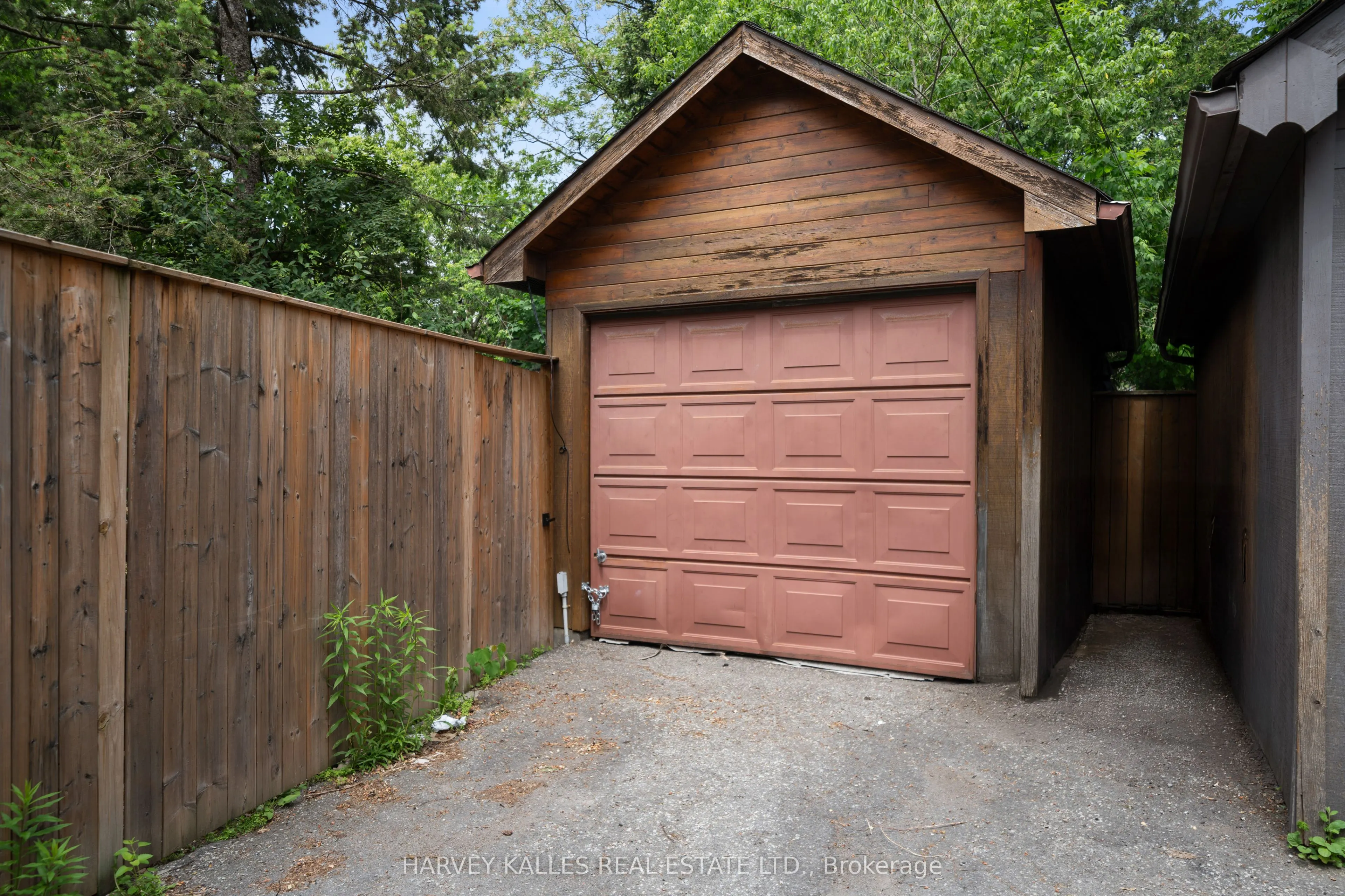 98 Roselawn Avenue