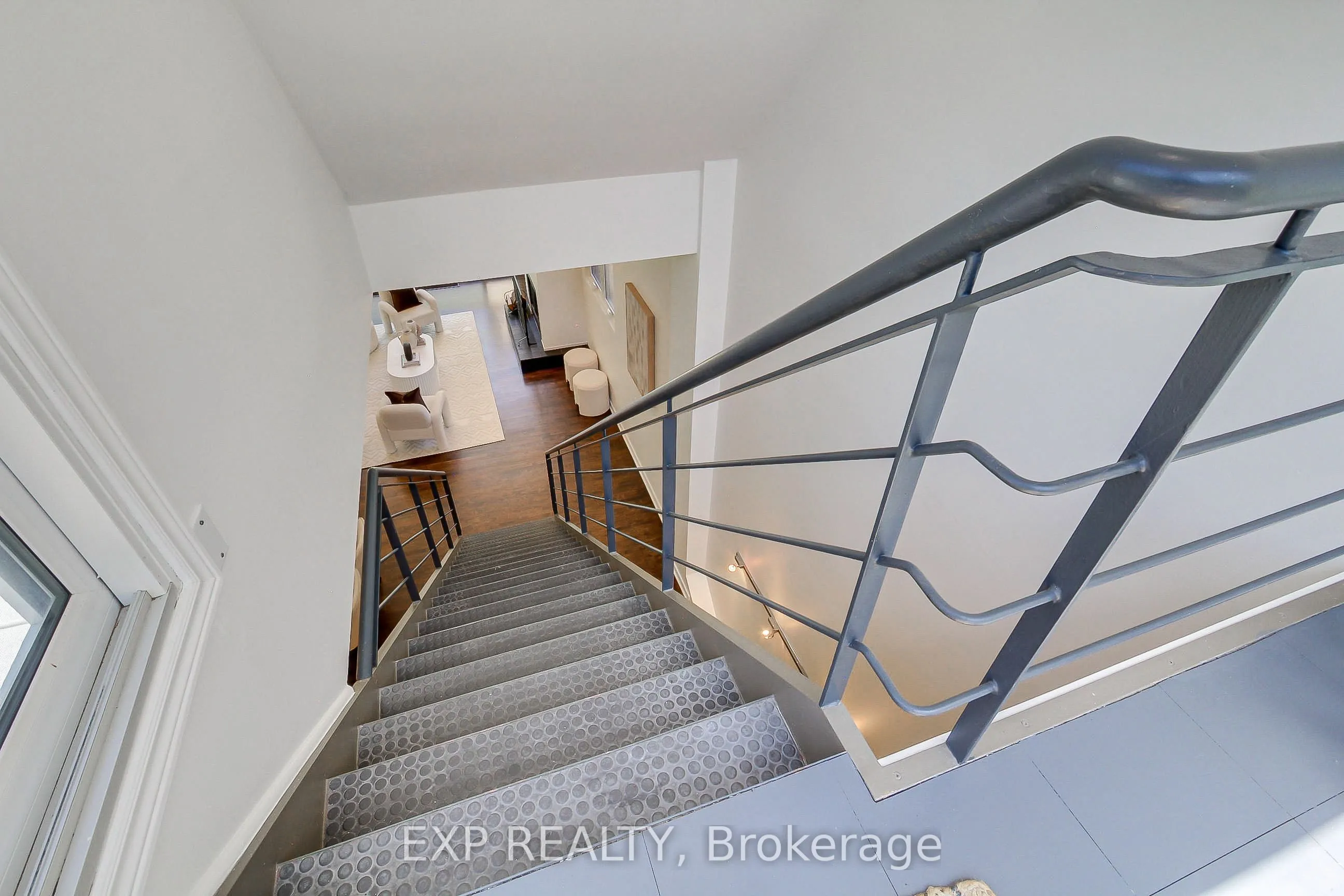 306 Sackville Street #4