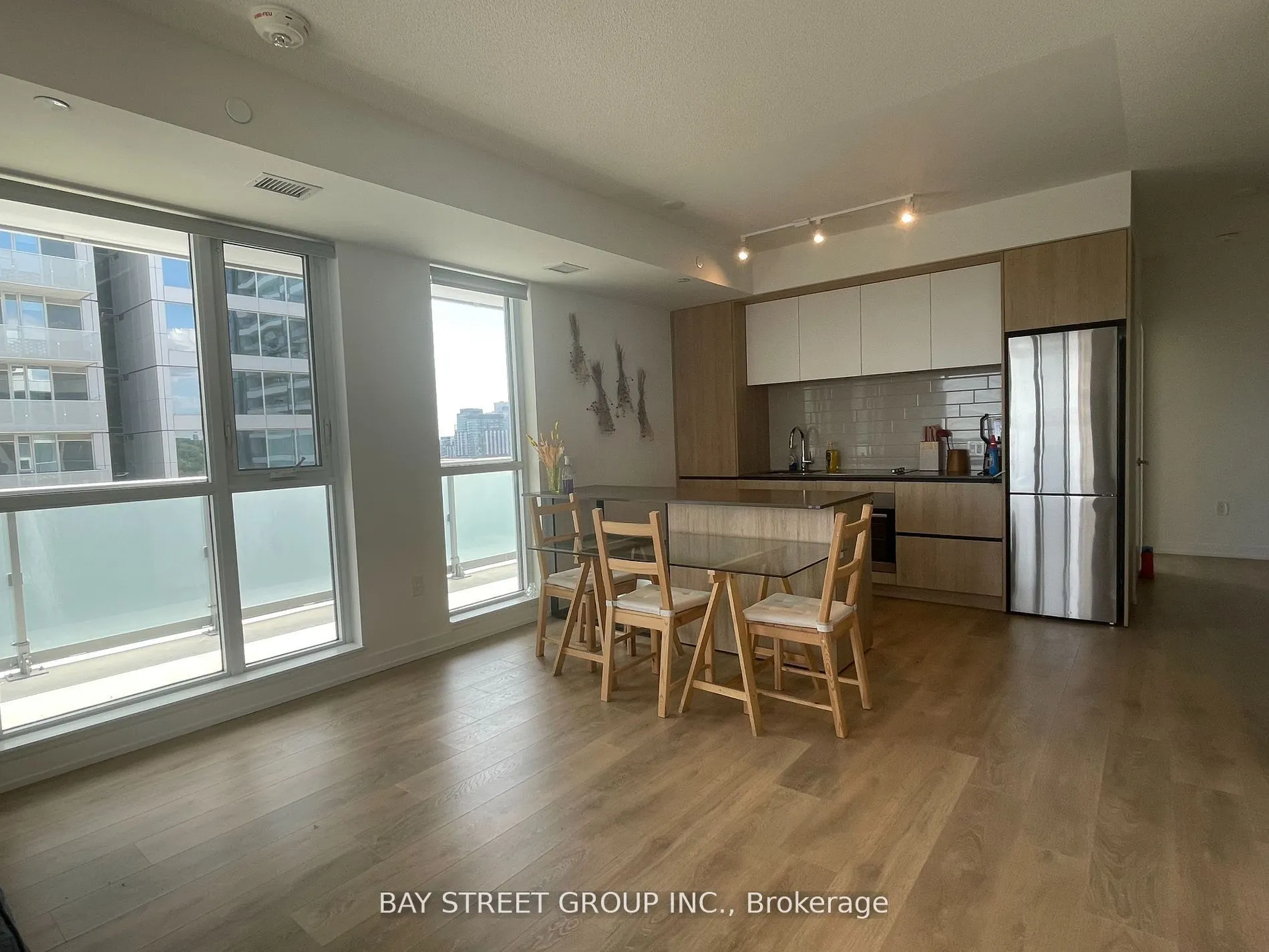 34 Tubman Avenue #1010
